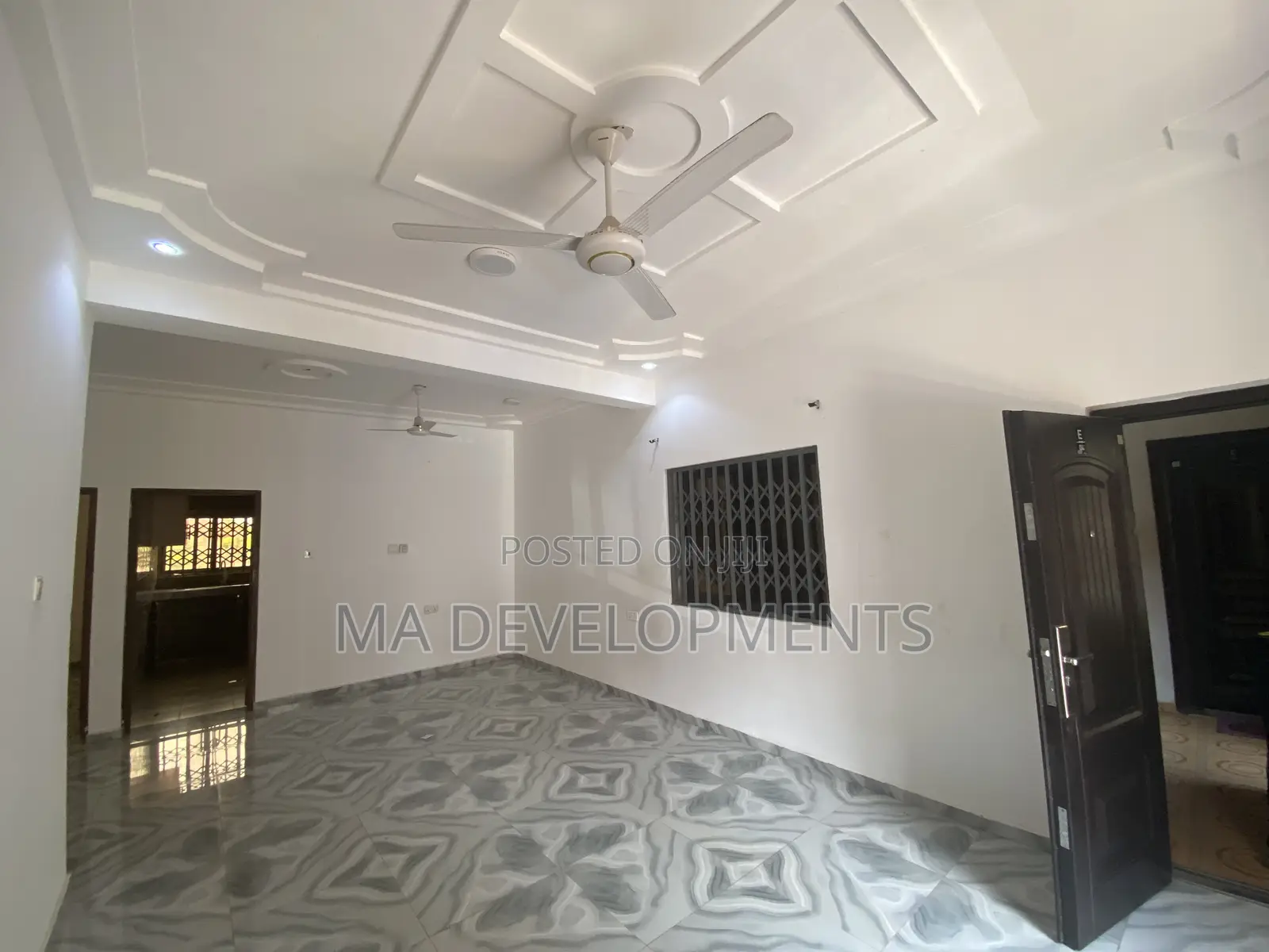2bdrm Apartment in Madev Realty, Ofankor for rent