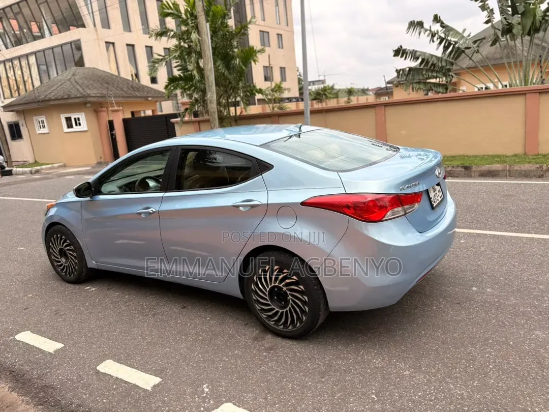 Hyundai Elantra 2013 Blue