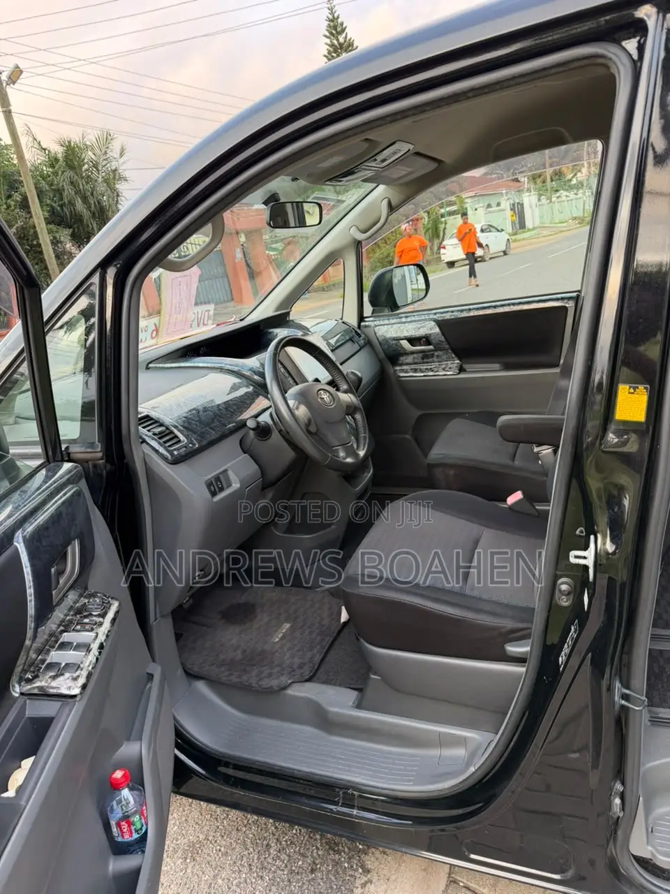 Toyota Voxy 2011 Black