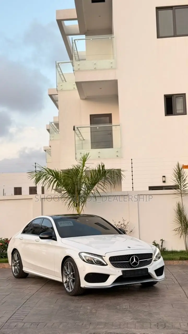 Mercedes-Benz C43 2017 White