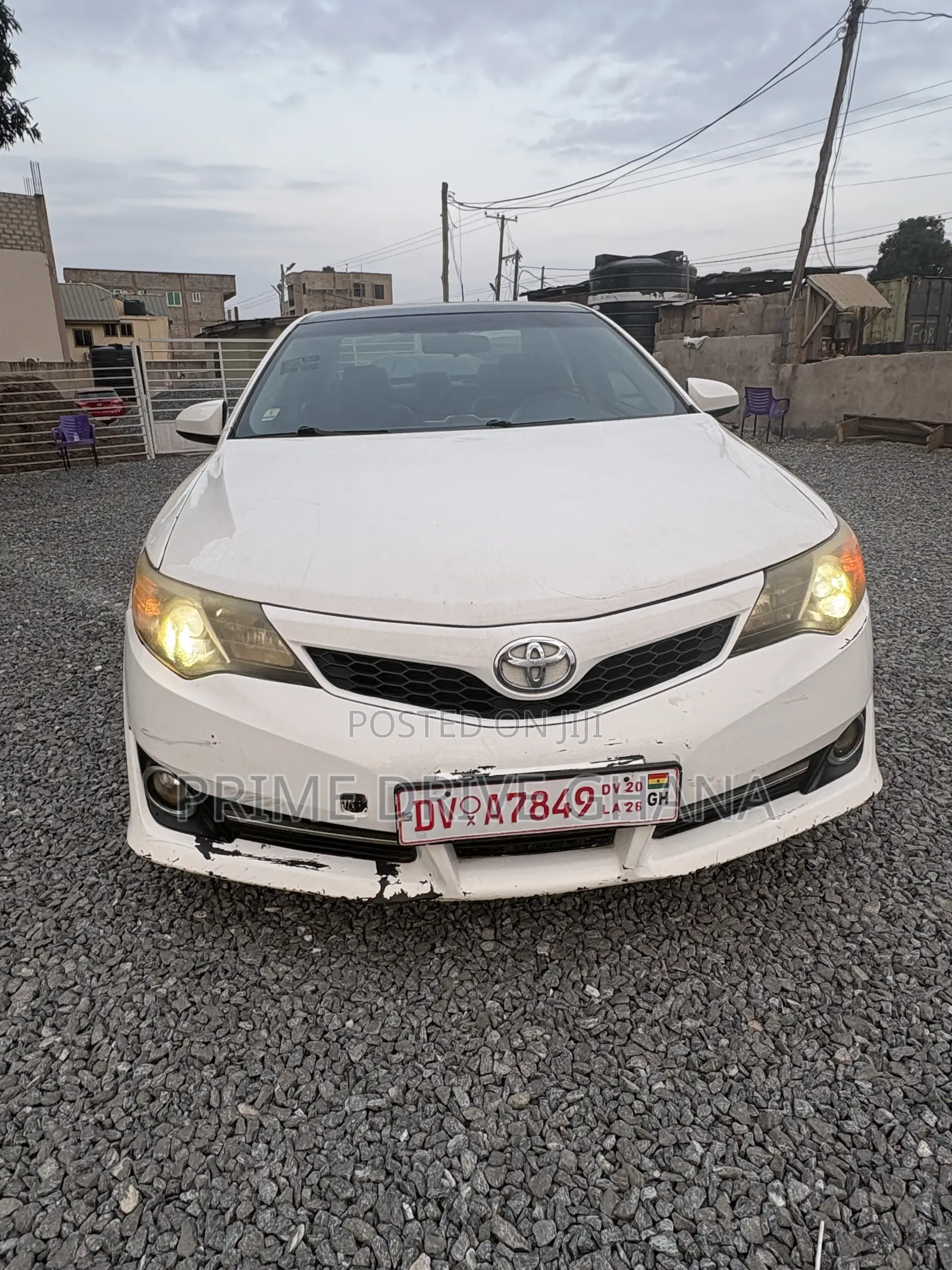Toyota Camry SE 4dr Sedan (2.5L 4cyl 6A) 2014 White