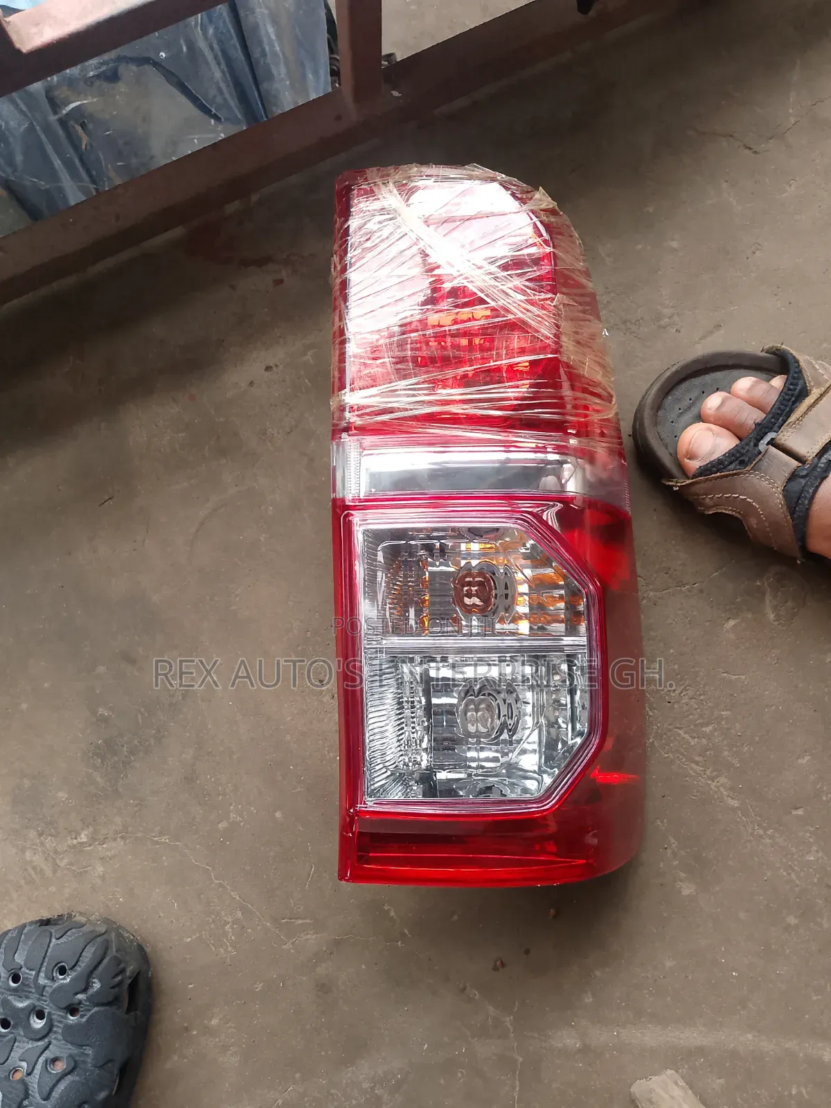 Hilux 2012,2013,2014/ Tail Light (One Side)