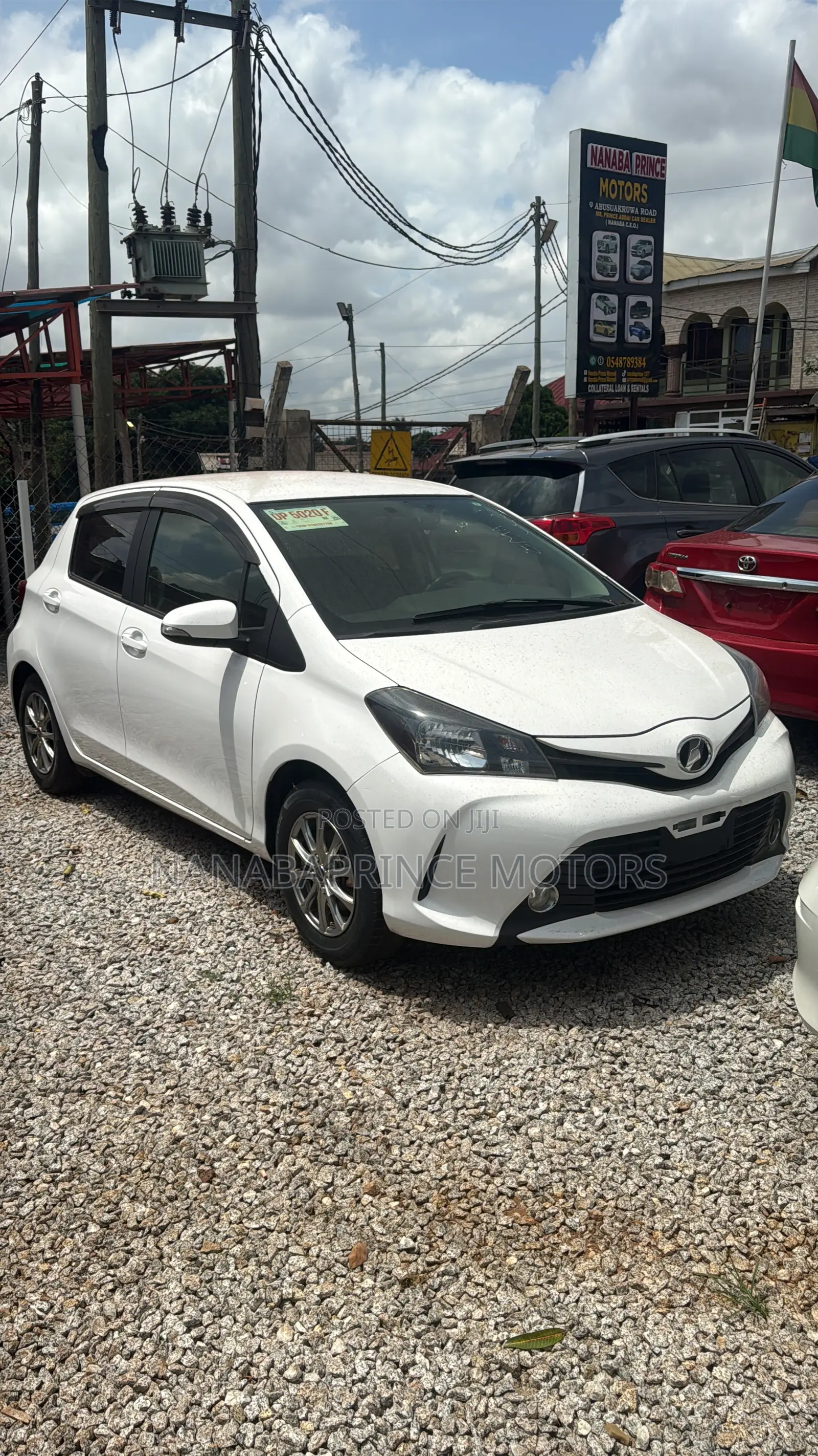 Toyota Vitz 2015 White