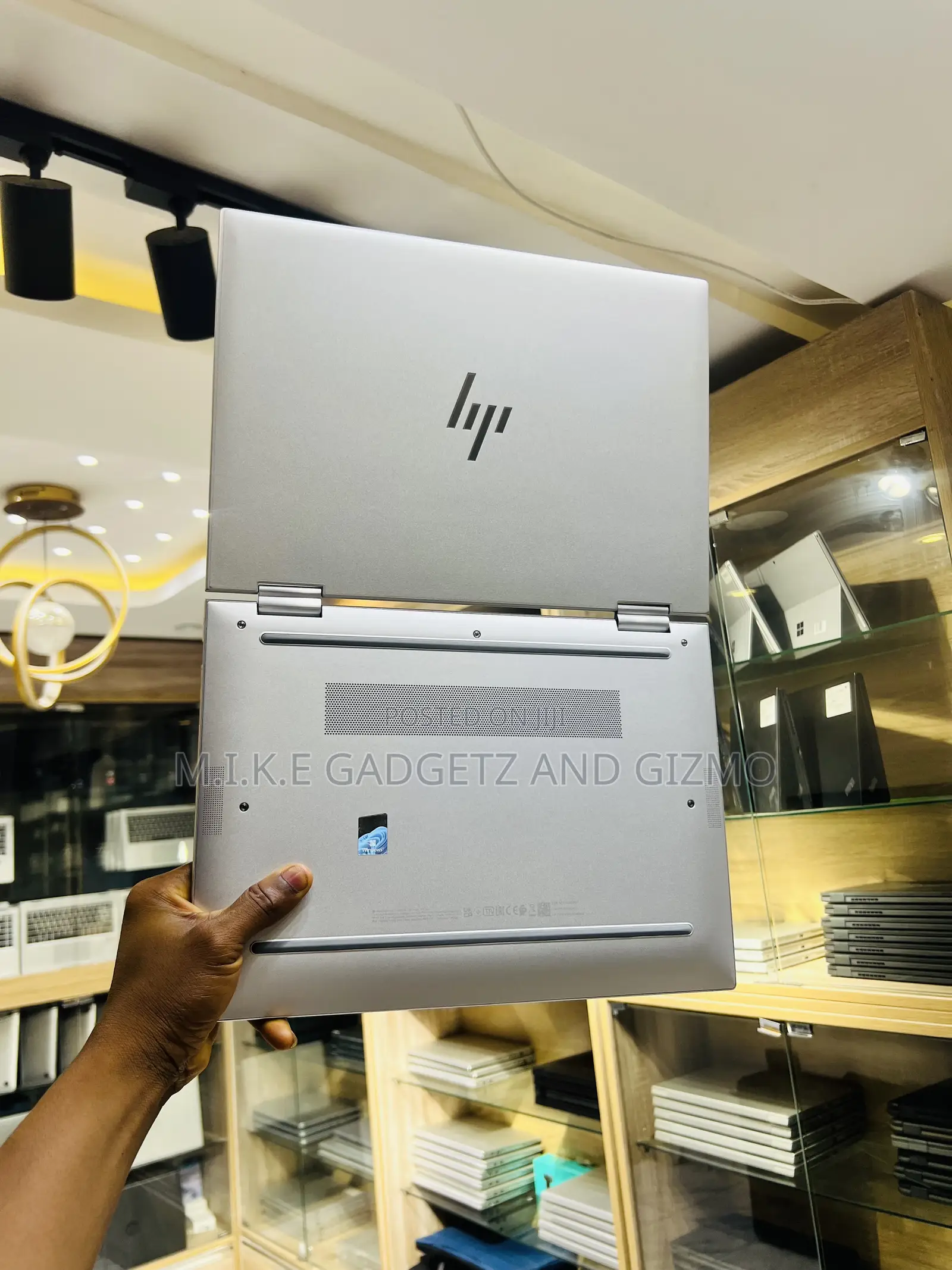 Laptop HP EliteBook x360 1040 G9 16GB Intel Core i7 SSD 512GB