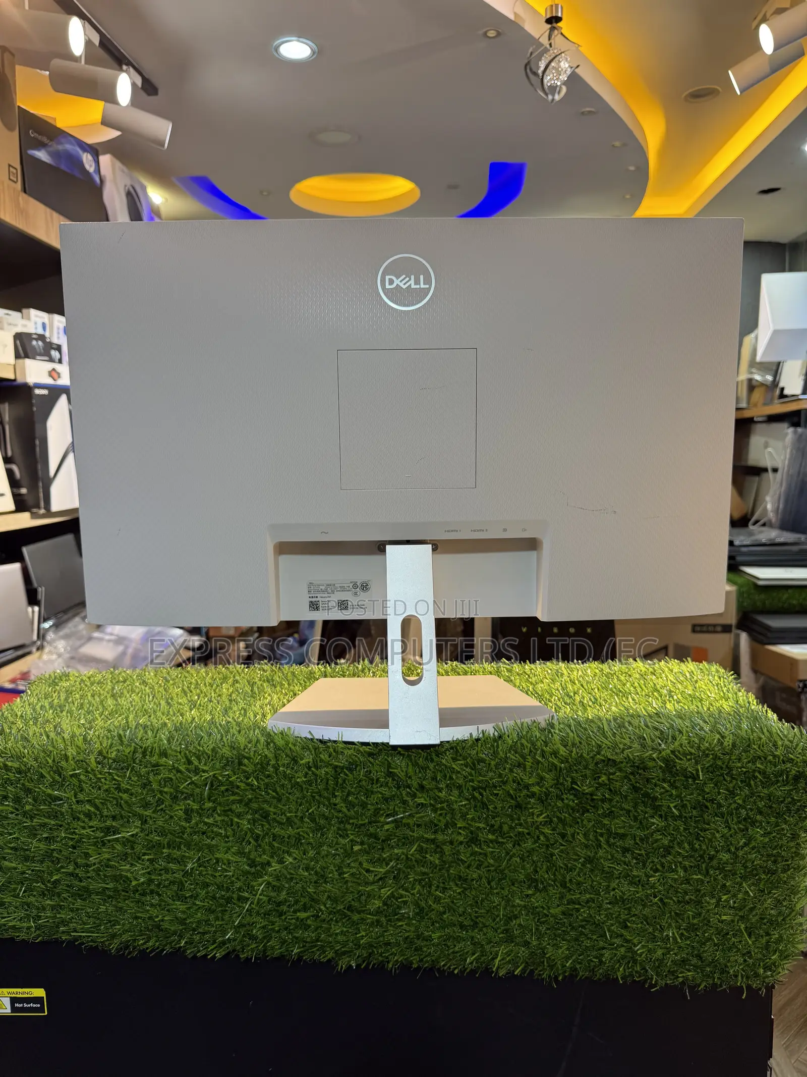 Dell Display 27 Inch Uhd, Ips Ultra-Thin Bezel Monitor,Hdmi, Uk