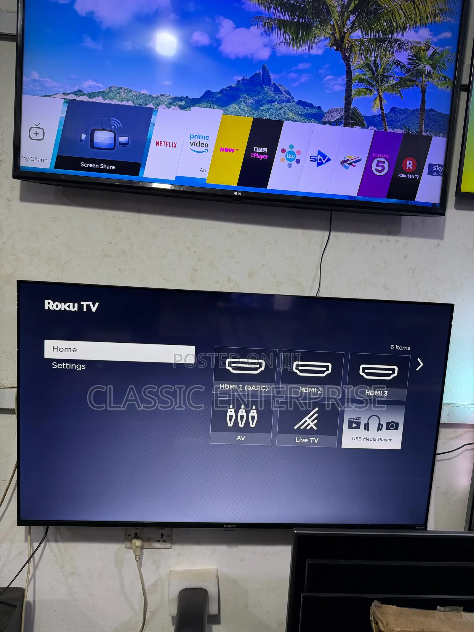 Sharp 55 Inches Roku 2024/25 Model Graphics With Fast Internet Tv