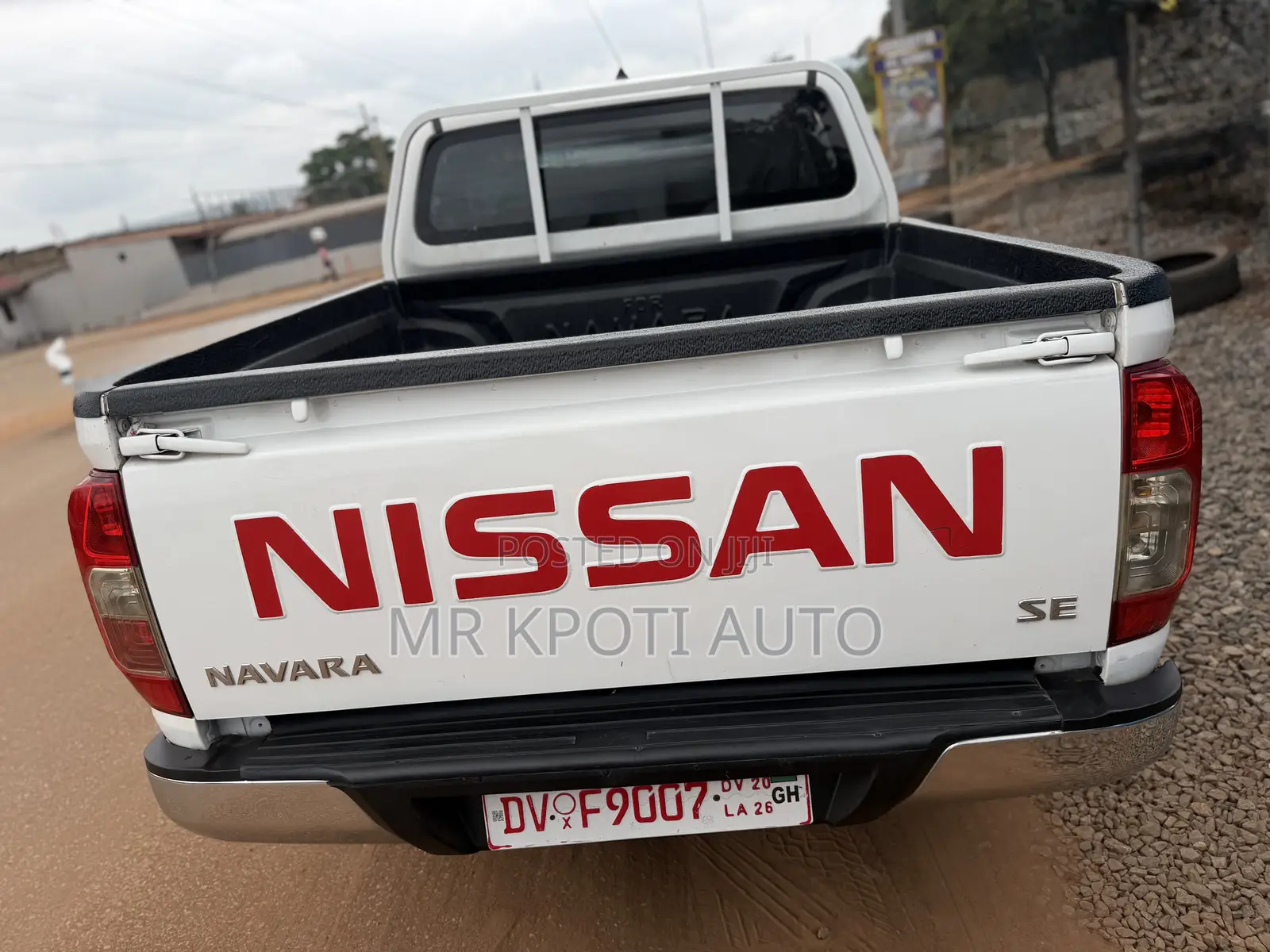 Nissan Navara 2017 White