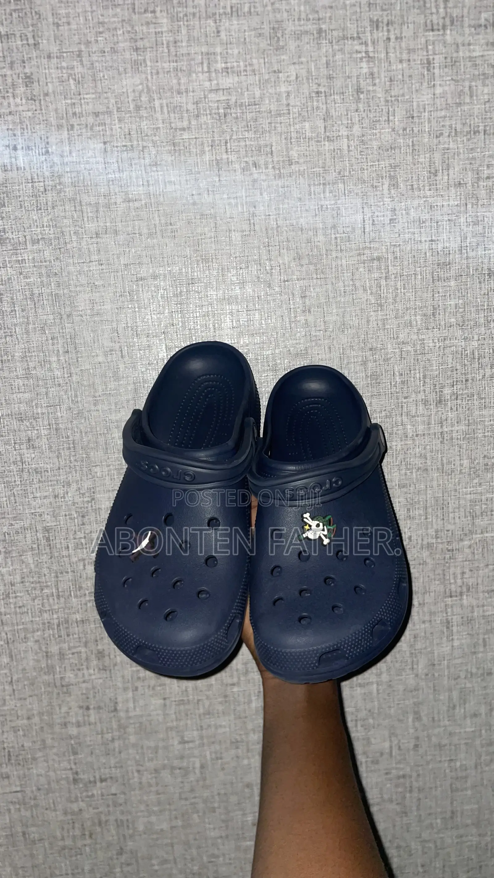 Sweat Crocs