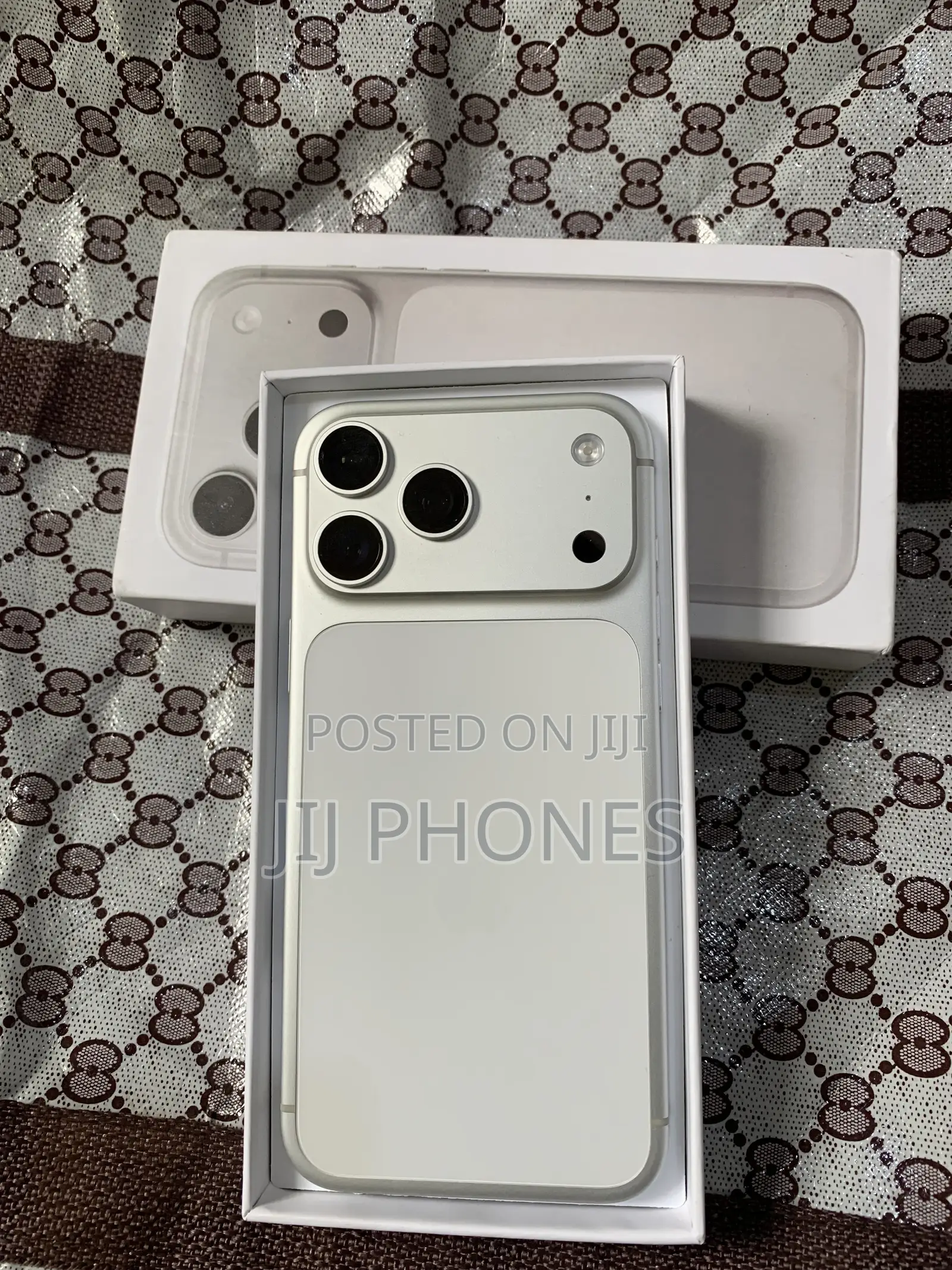 Apple iPhone 17 Pro Max 256 GB Silver