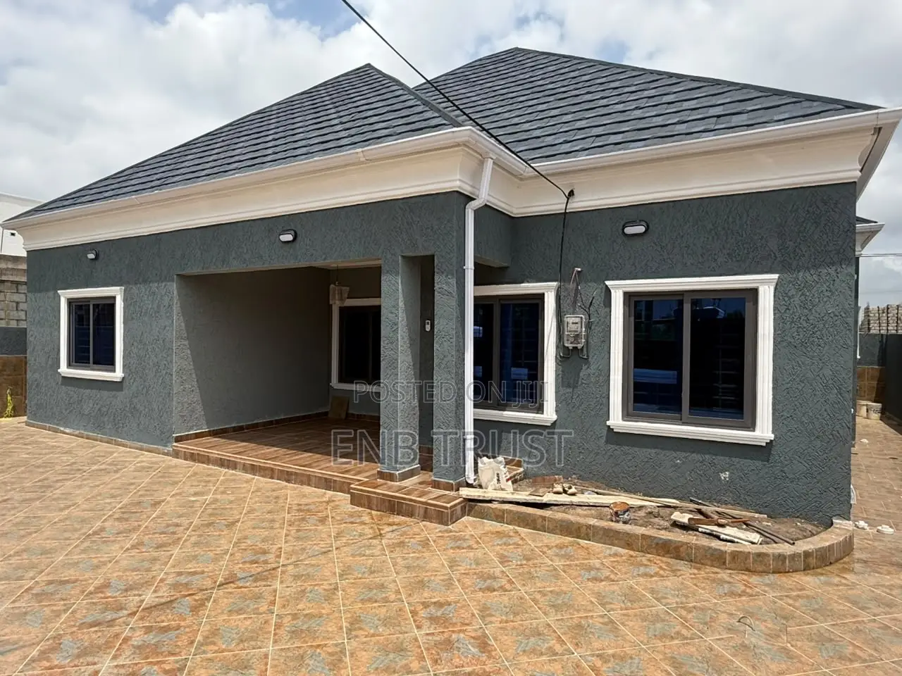 3bdrm House in Odumase, Pokuase for sale
