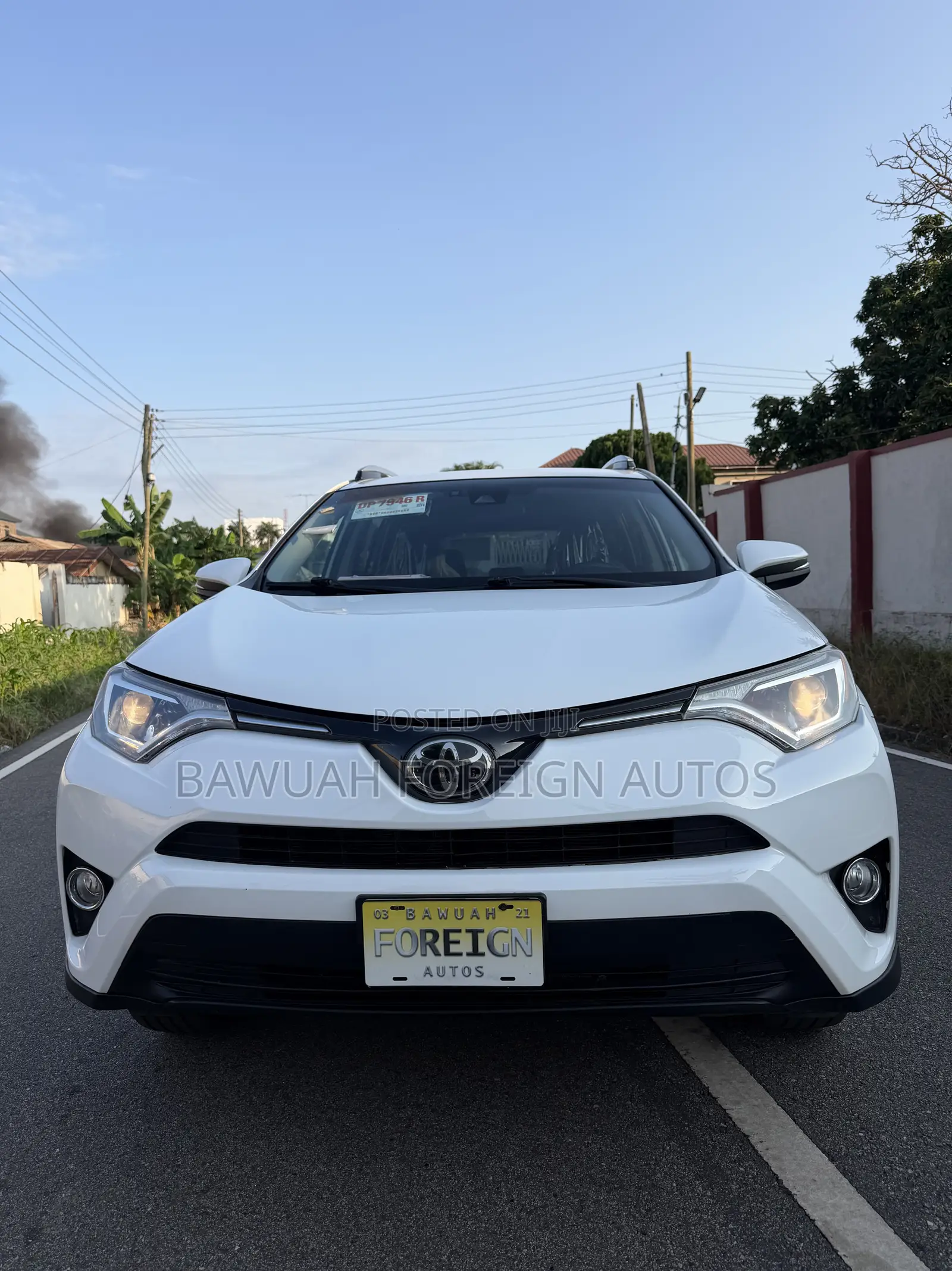 Toyota RAV4 LE 4dr SUV AWD (2.5L 4cyl 6A) 2018 White