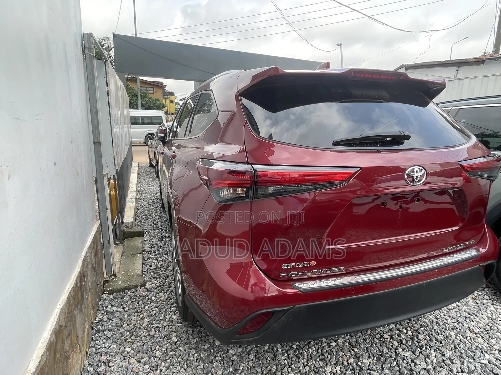 Toyota Highlander Limited AWD 2023 Red