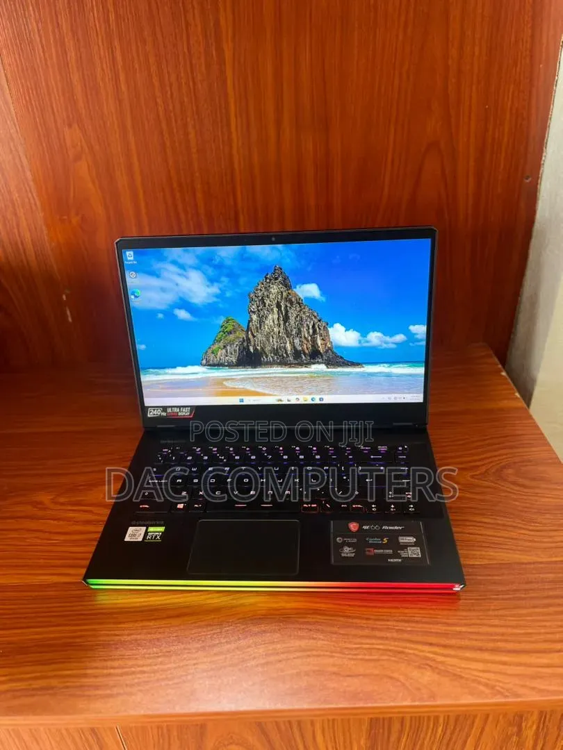 New Laptop MSI GE66 Raider 16GB Intel Core i7 SSD 1T