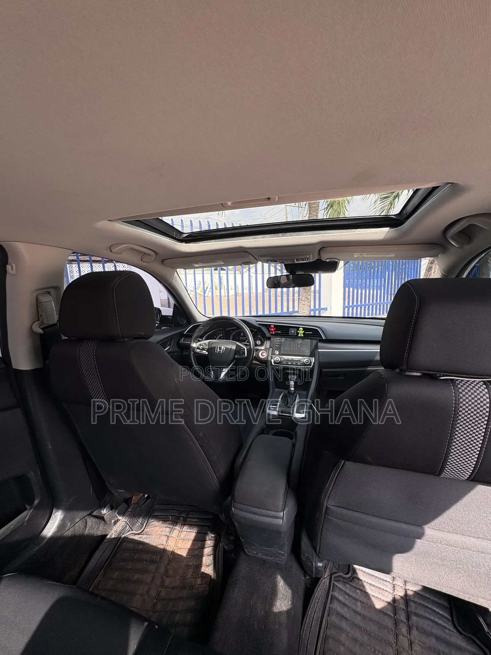 Honda Civic 2018 White