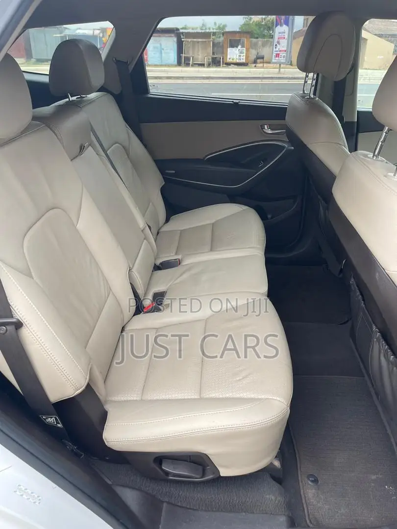 Hyundai Santa Fe 2014 White