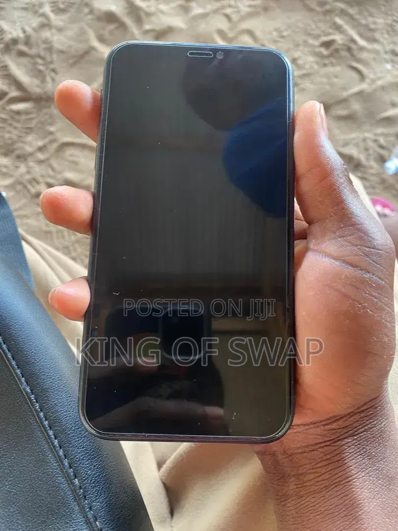 New Apple iPhone 16 Plus 256 GB Black