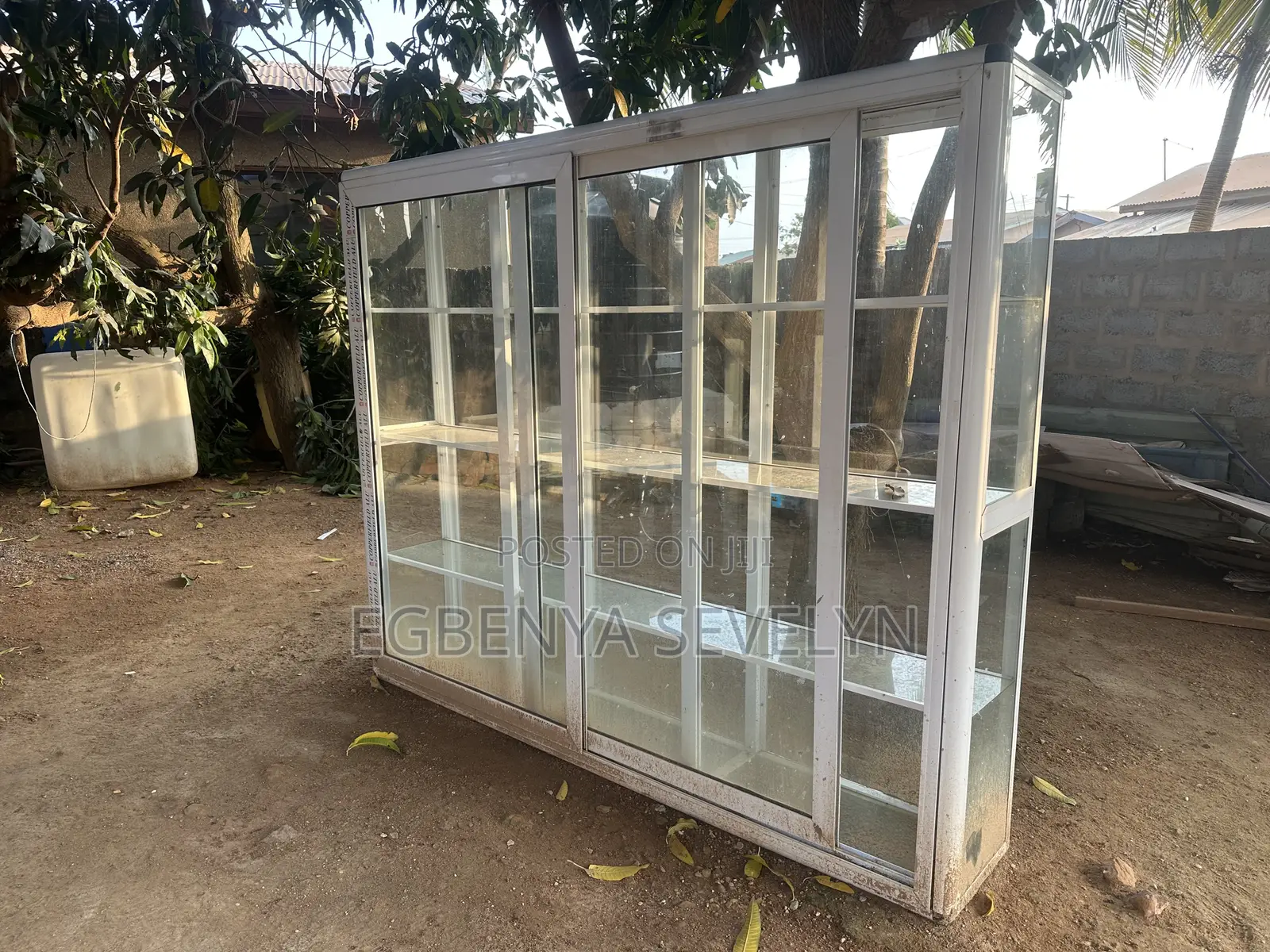 Show Case Glass