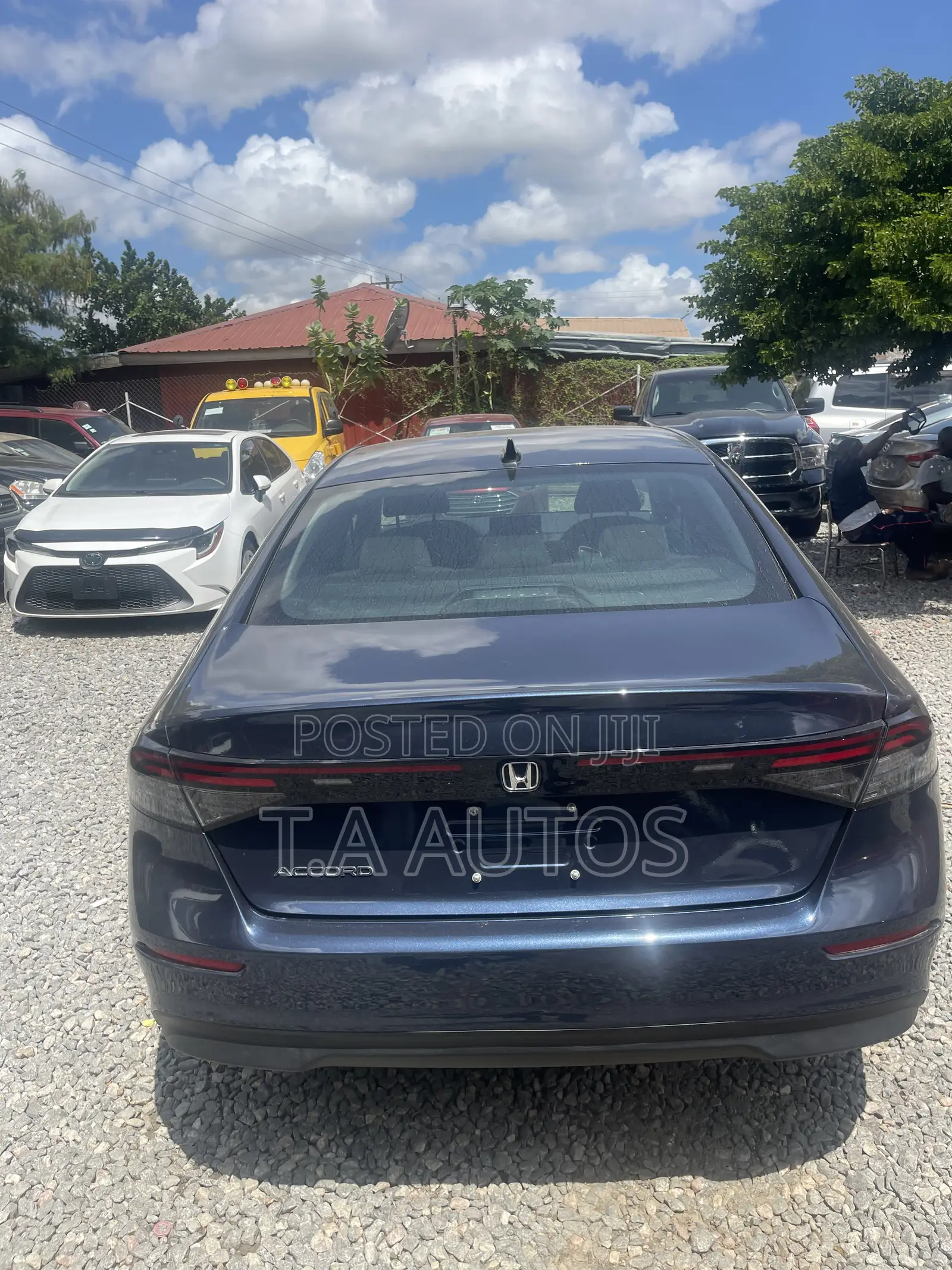 Honda Accord SE CVT 2025 Blue