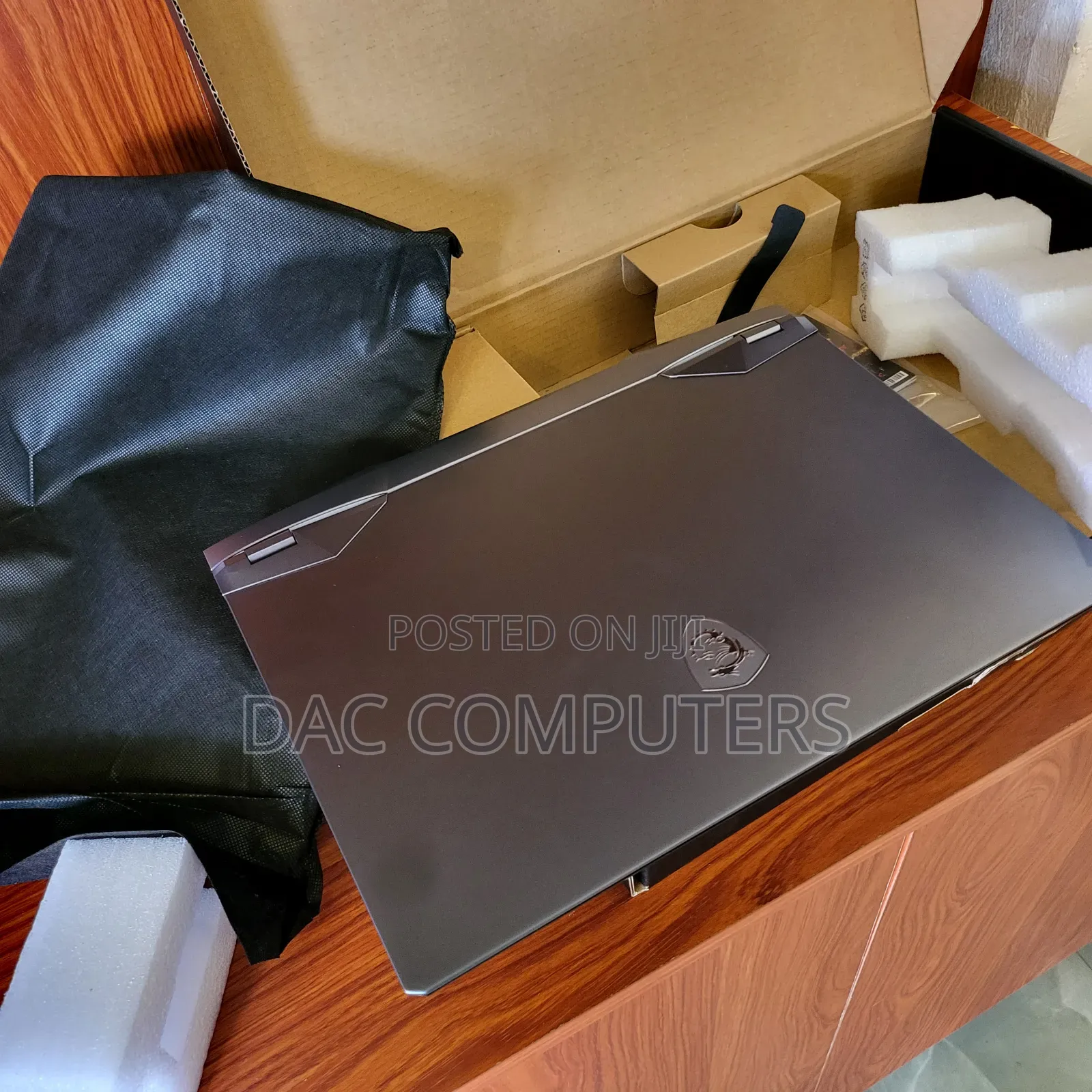 New Laptop MSI GE66 Raider 16GB Intel Core i7 SSD 1T