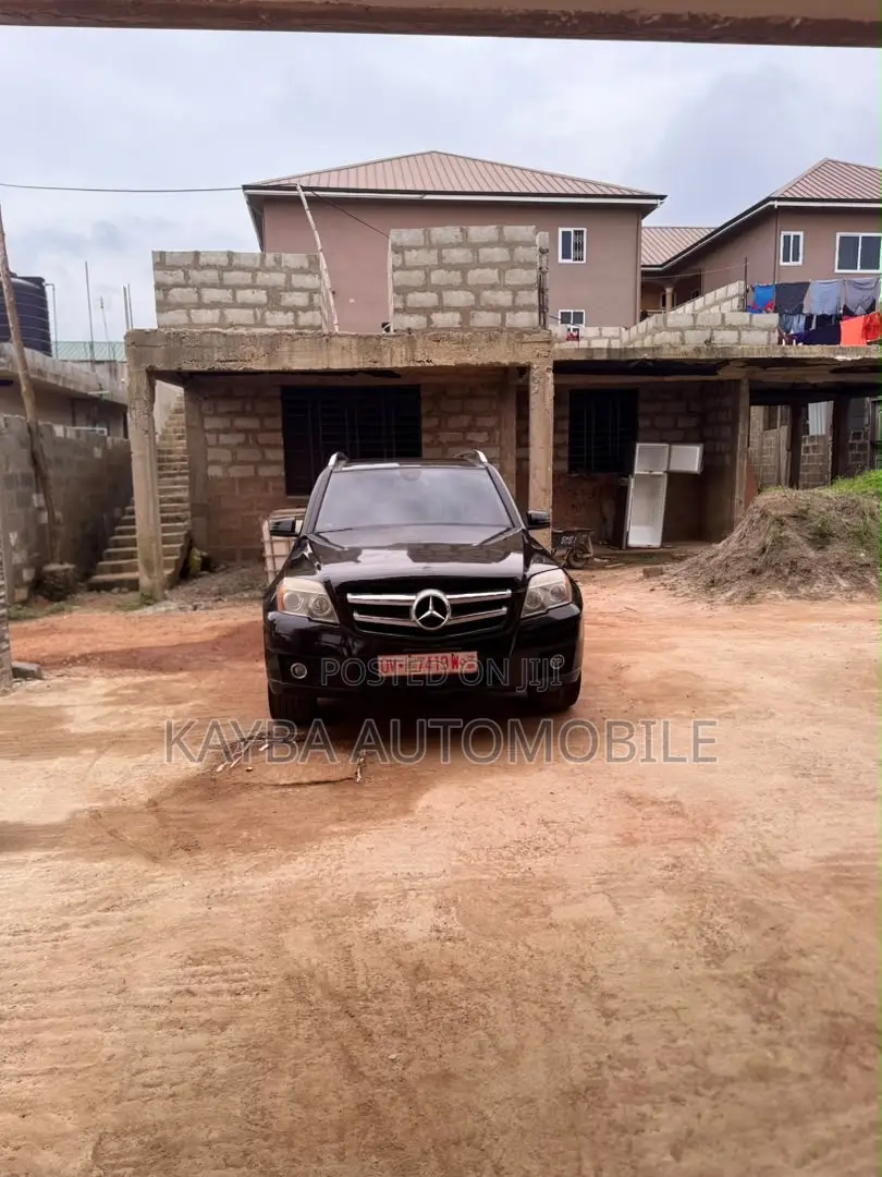 Mercedes-Benz GLK-Class 2010 Black