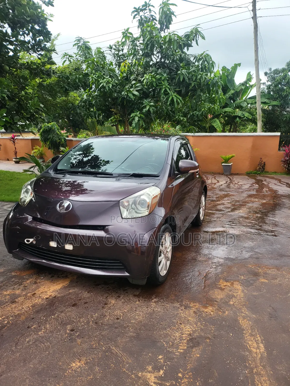 Toyota Vitz 1.0 FWD 3dr 2011 Brown