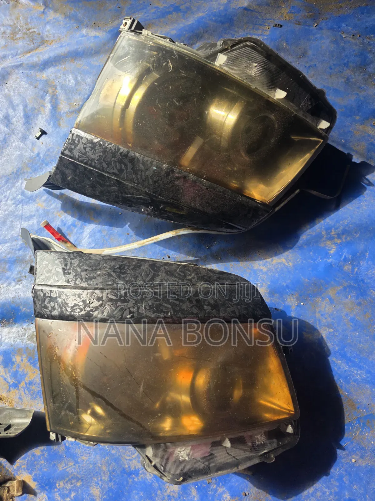 Toyota Voxy Dark Headlights With Boosters