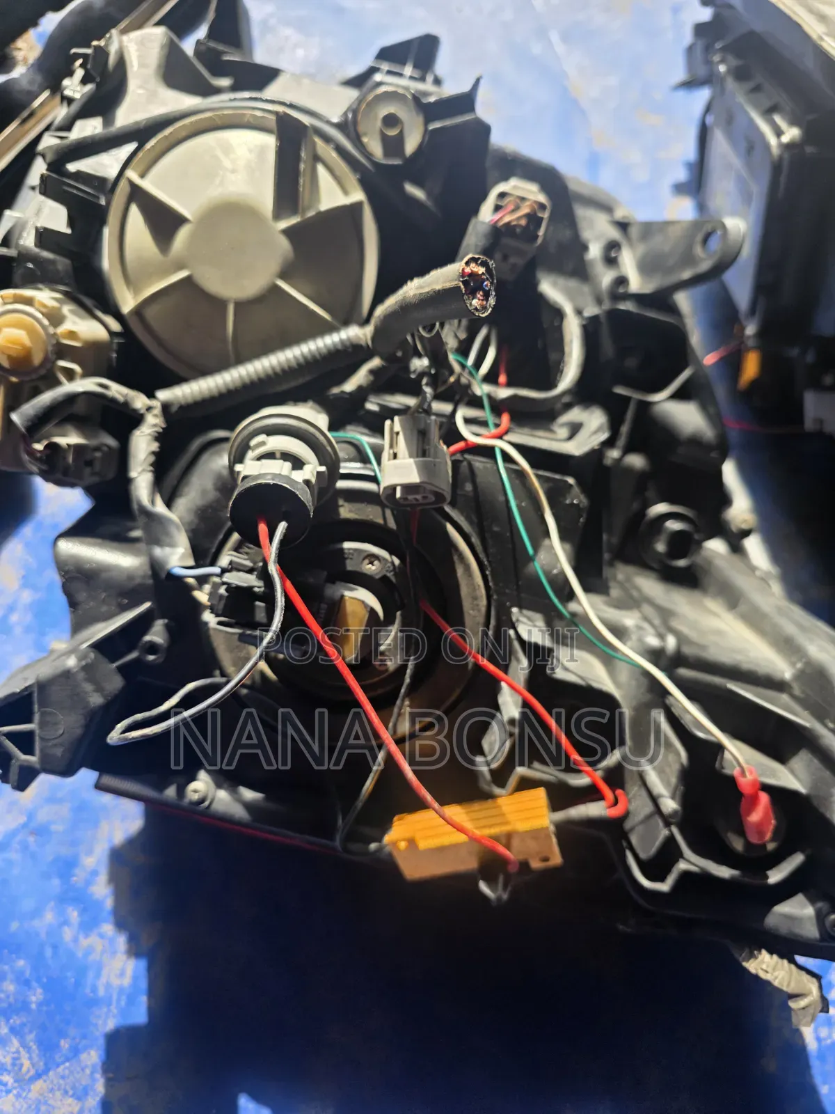 Toyota Voxy Dark Headlights With Boosters