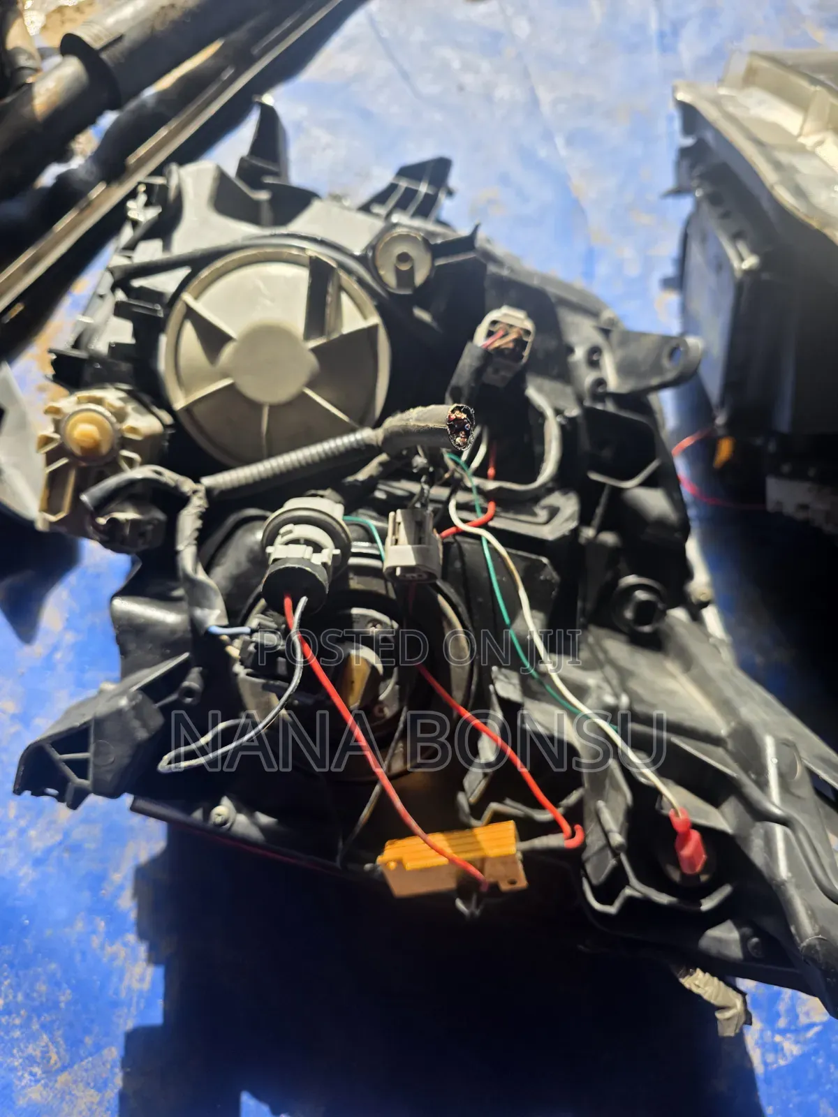 Toyota Voxy Dark Headlights With Boosters