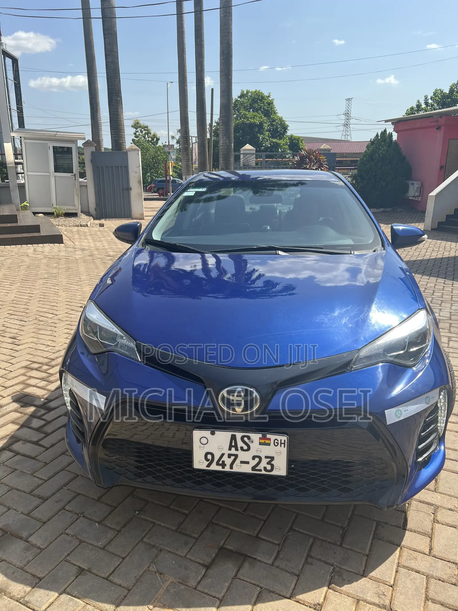 Toyota Corolla SE 4dr Sedan (1.8L 4cyl CVT) 2017 Blue
