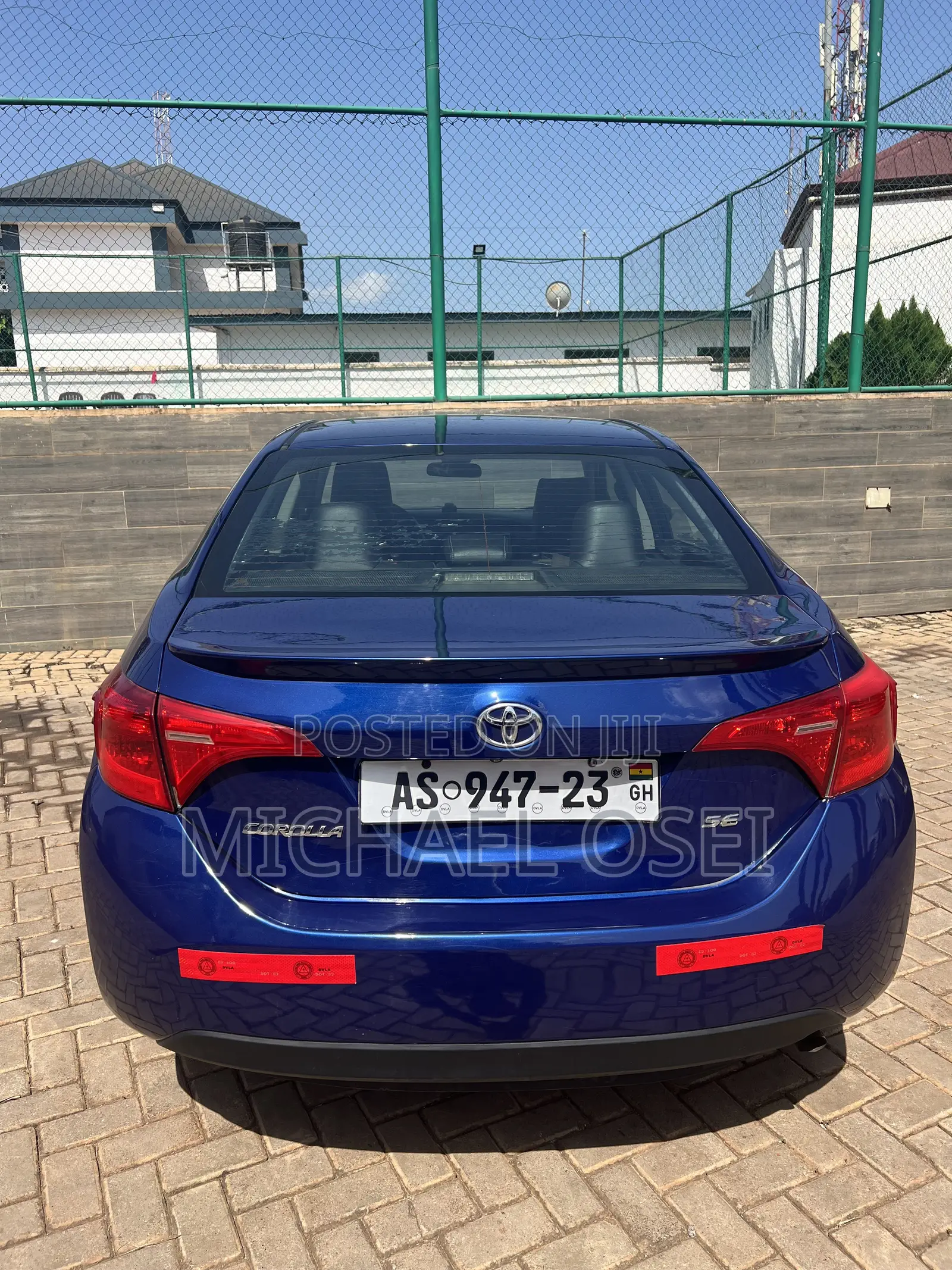 Toyota Corolla SE 4dr Sedan (1.8L 4cyl CVT) 2017 Blue