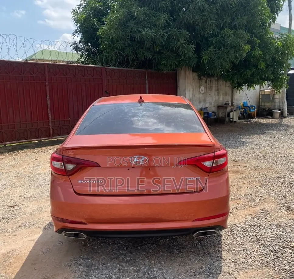 Hyundai Sonata Sport Sedan FWD (2.4L 4cyl 6A) 2016 Orange