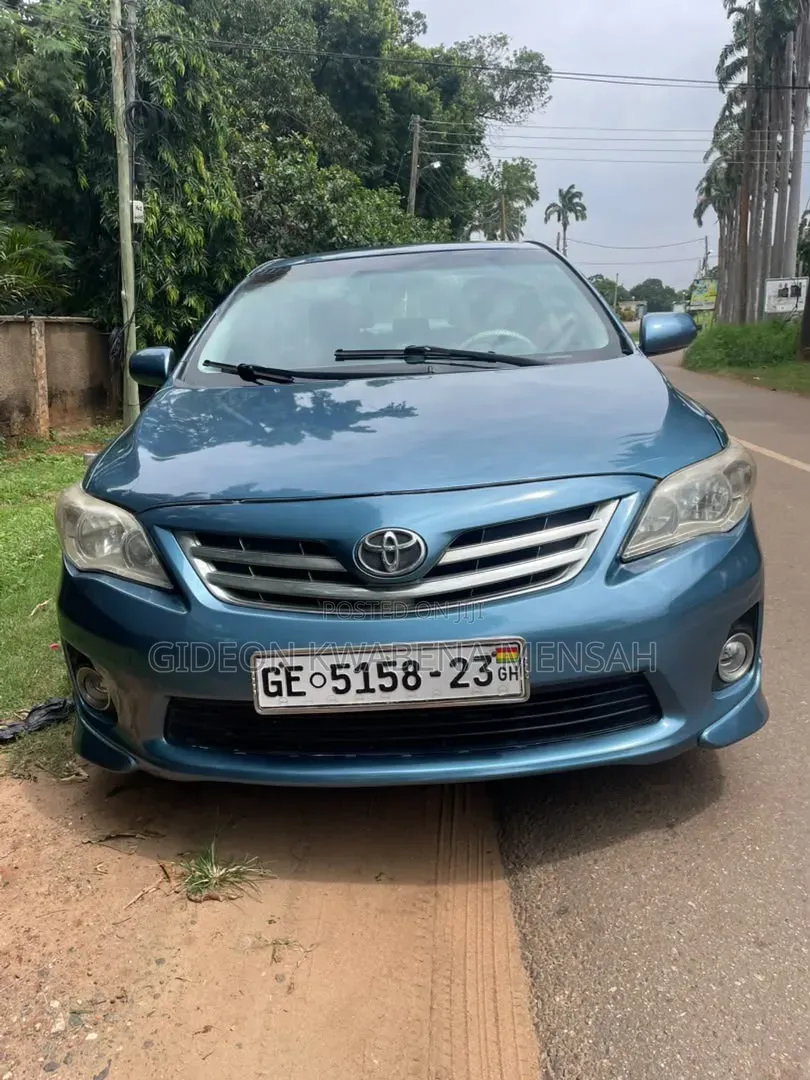 Toyota Corolla 2013 Blue
