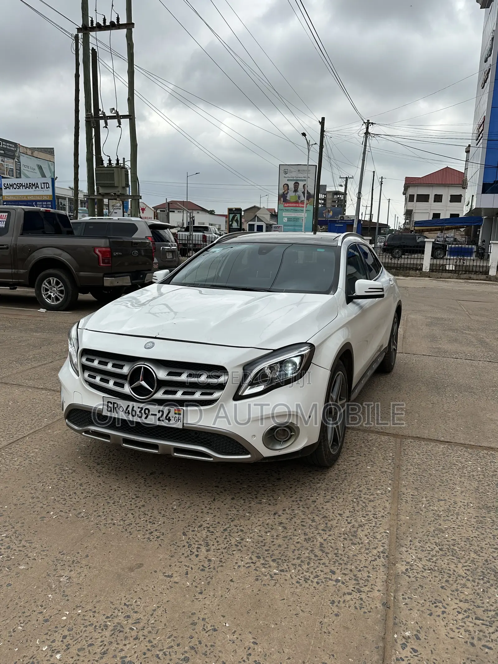 Mercedes-Benz GLA 250 2016 Black