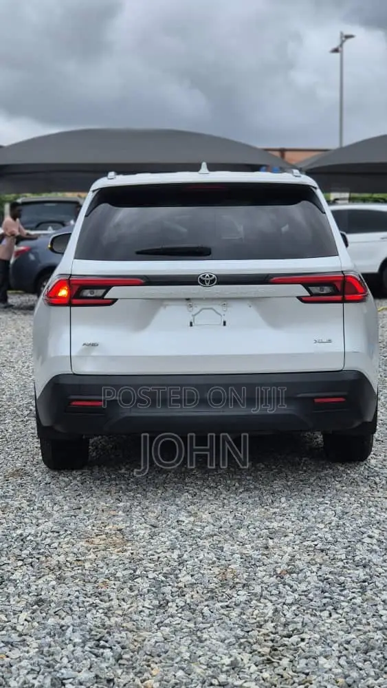 Toyota Grand Highlander XLE AWD 2024 White