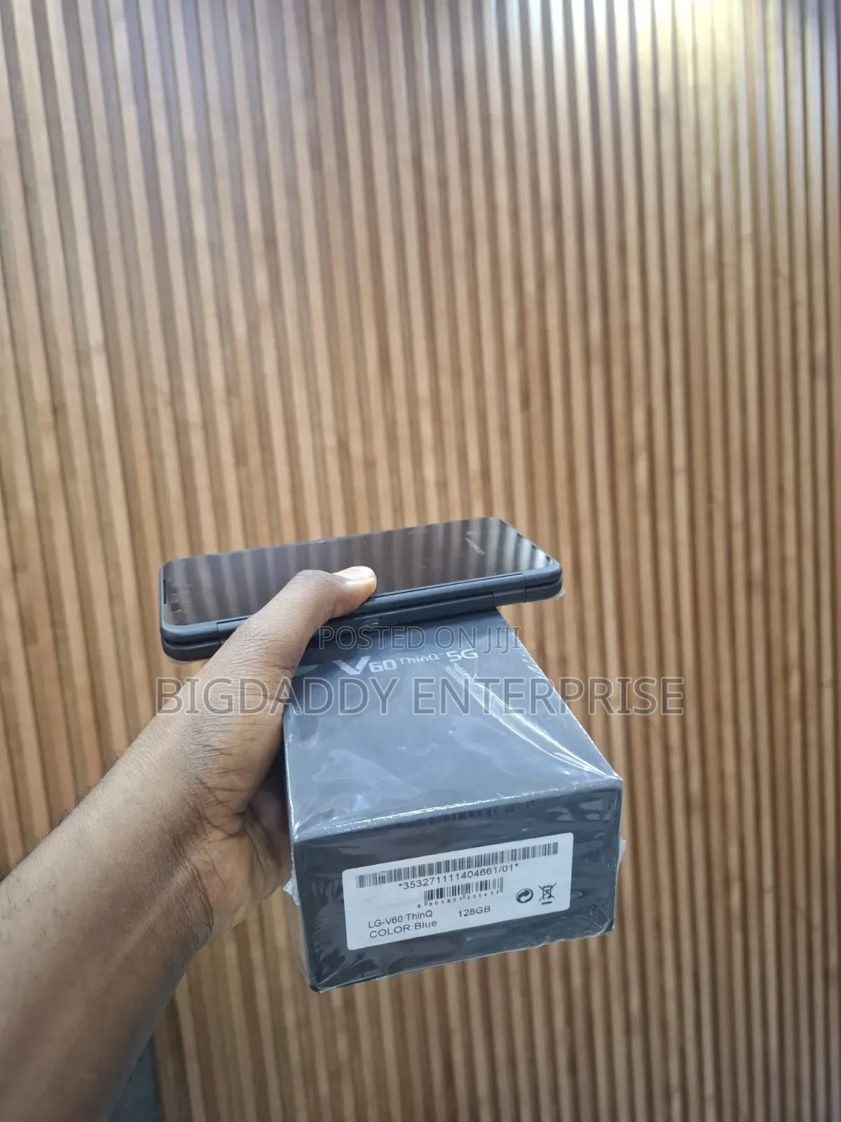 New LG V60 ThinQ 5G 128 GB Black