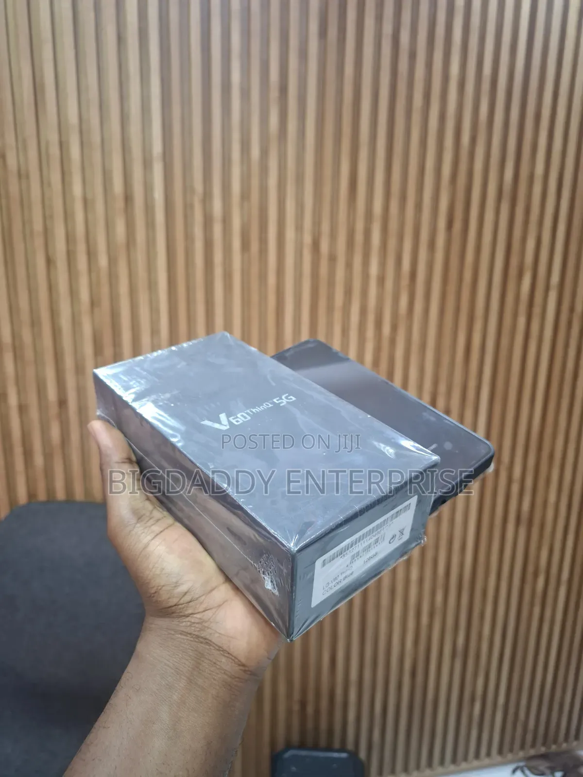 New LG V60 ThinQ 5G 128 GB Black