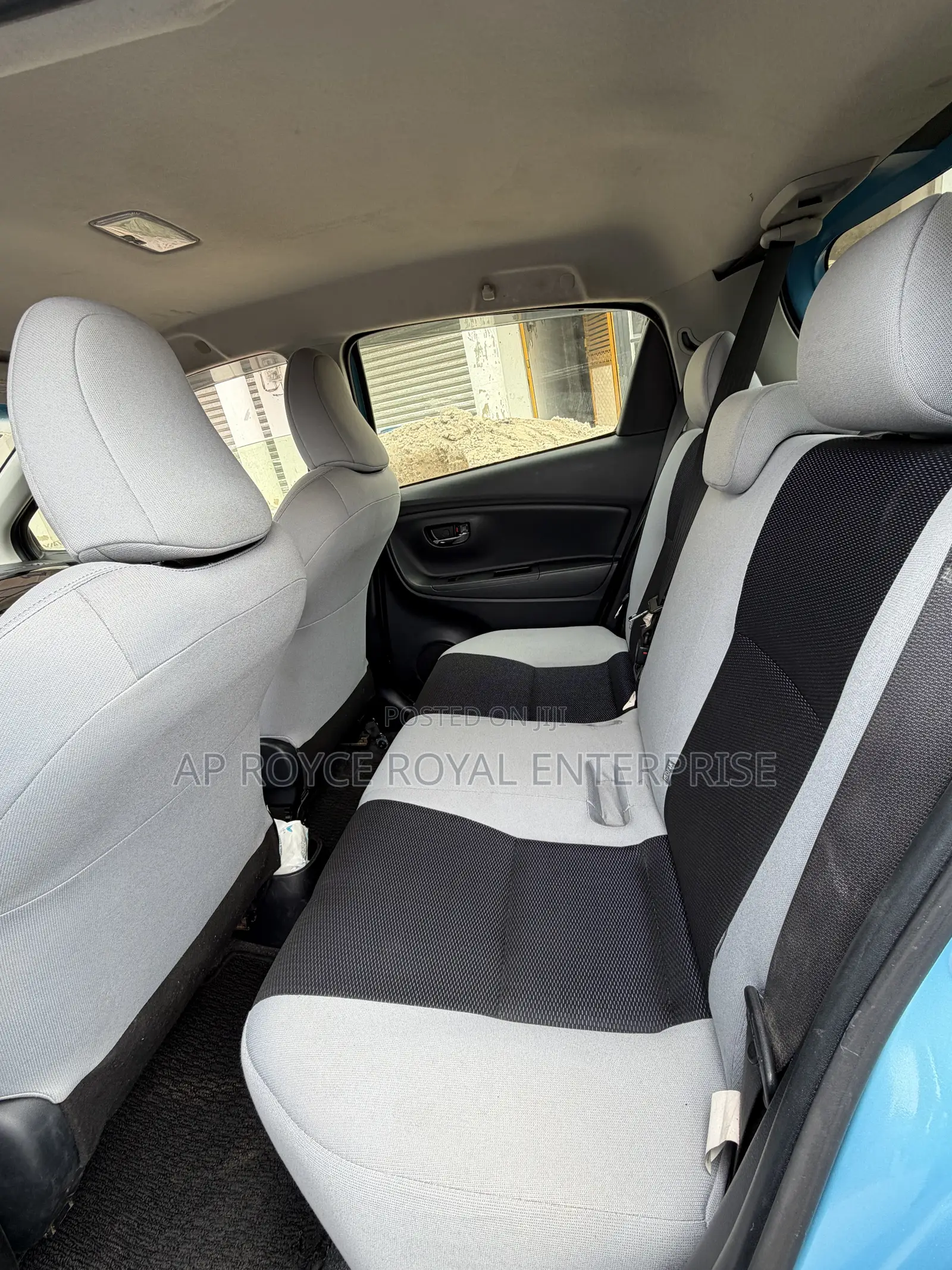 Toyota Vitz 1.3 AWD 5dr 2015 Blue