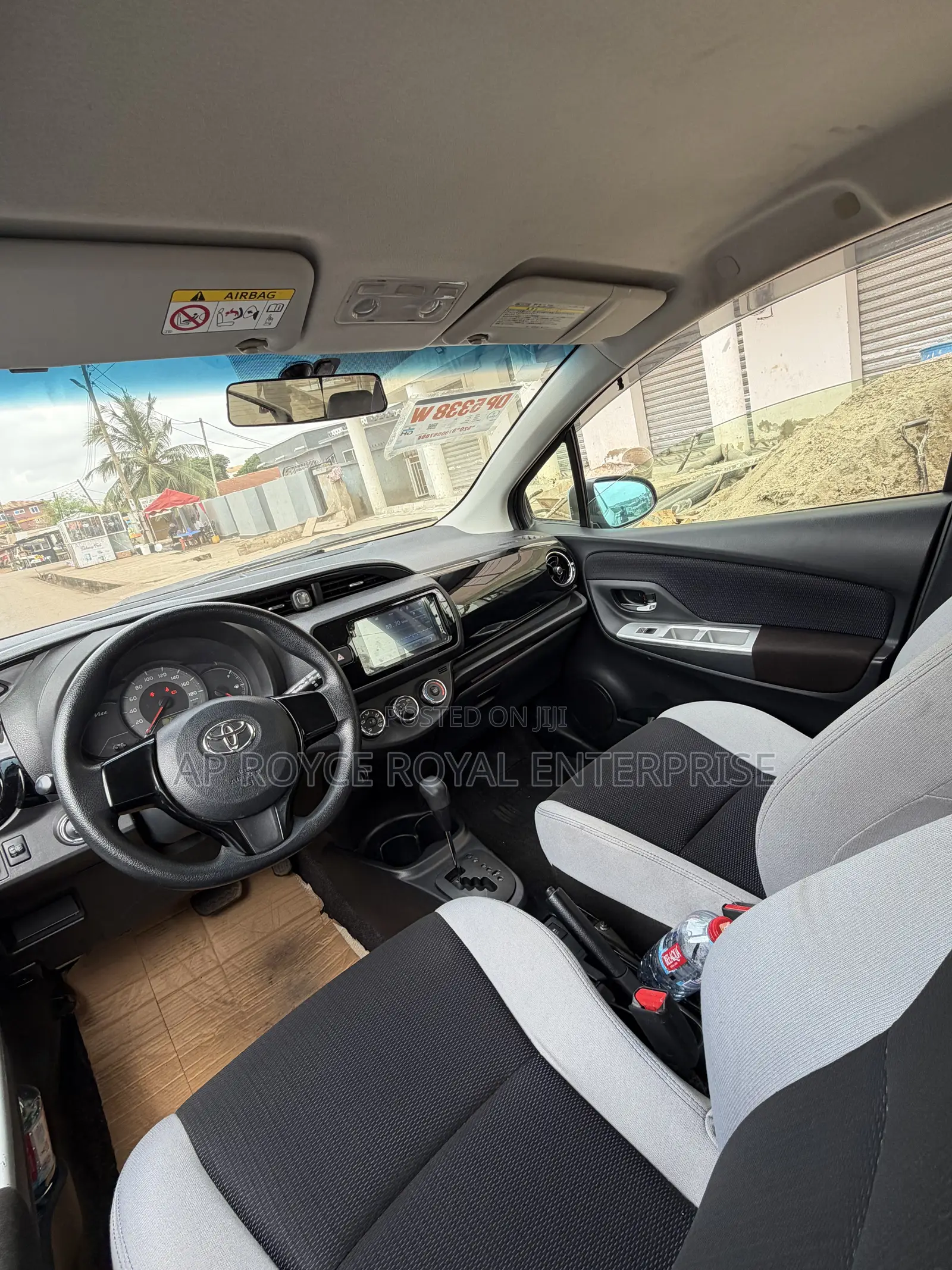 Toyota Vitz 1.3 AWD 5dr 2015 Blue