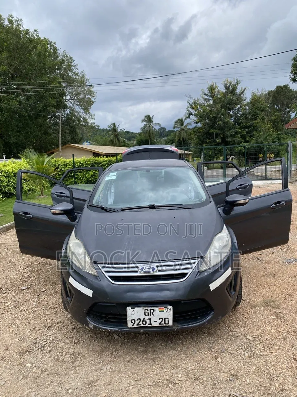 Ford Fiesta SE Sedan 2012 Gray