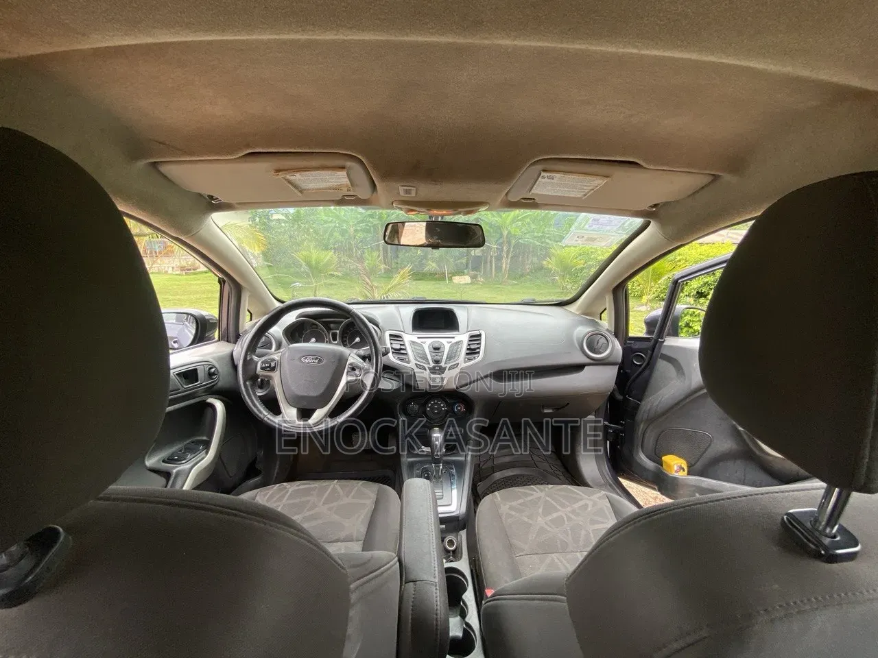Ford Fiesta SE Sedan 2012 Gray