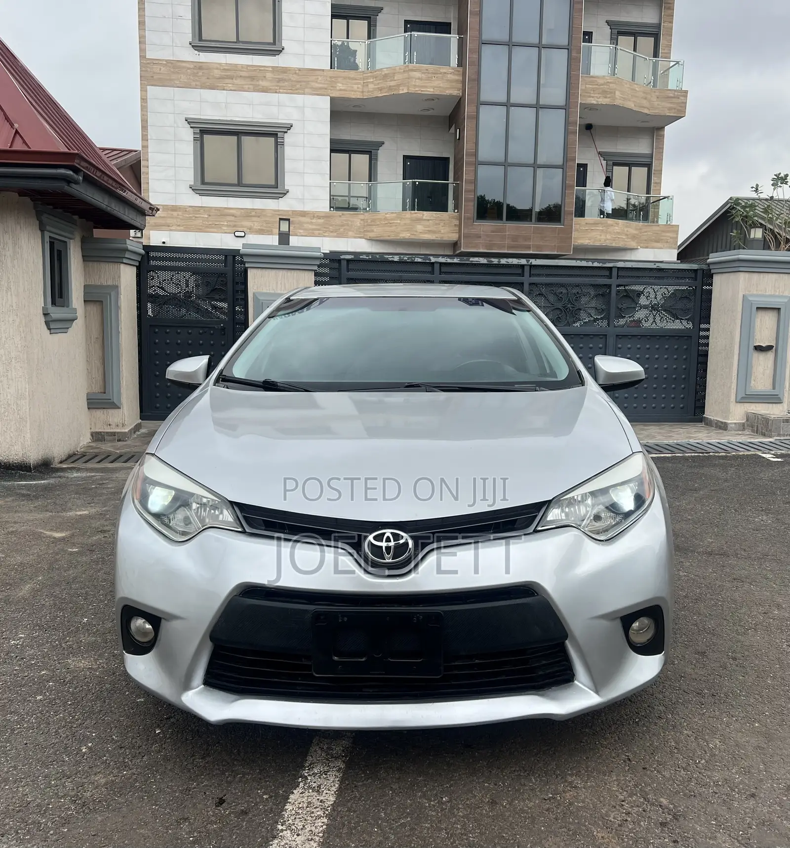 Toyota Corolla LE Eco 4dr Sedan (1.8L 4cyl CVT) 2015 Gray