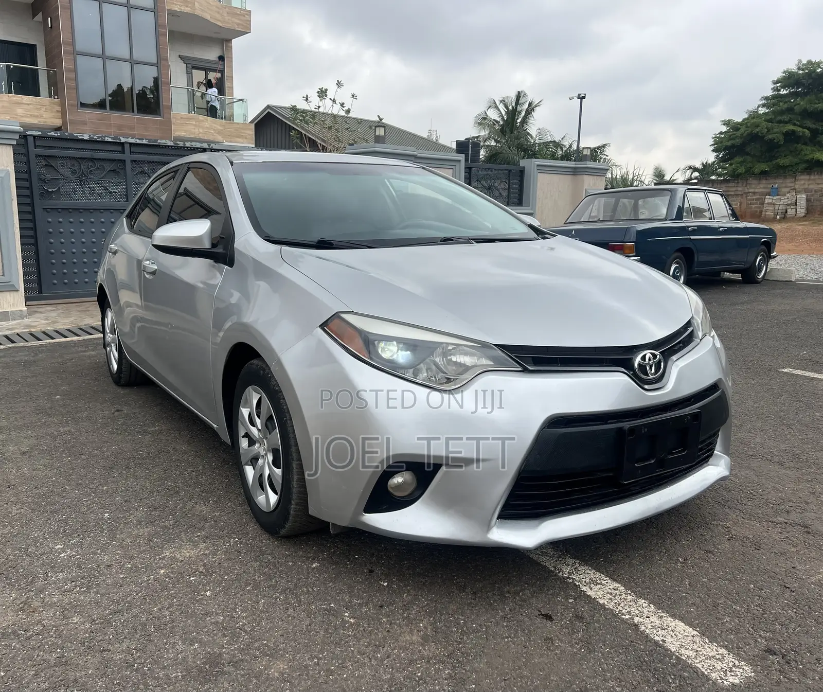 Toyota Corolla LE Eco 4dr Sedan (1.8L 4cyl CVT) 2015 Gray
