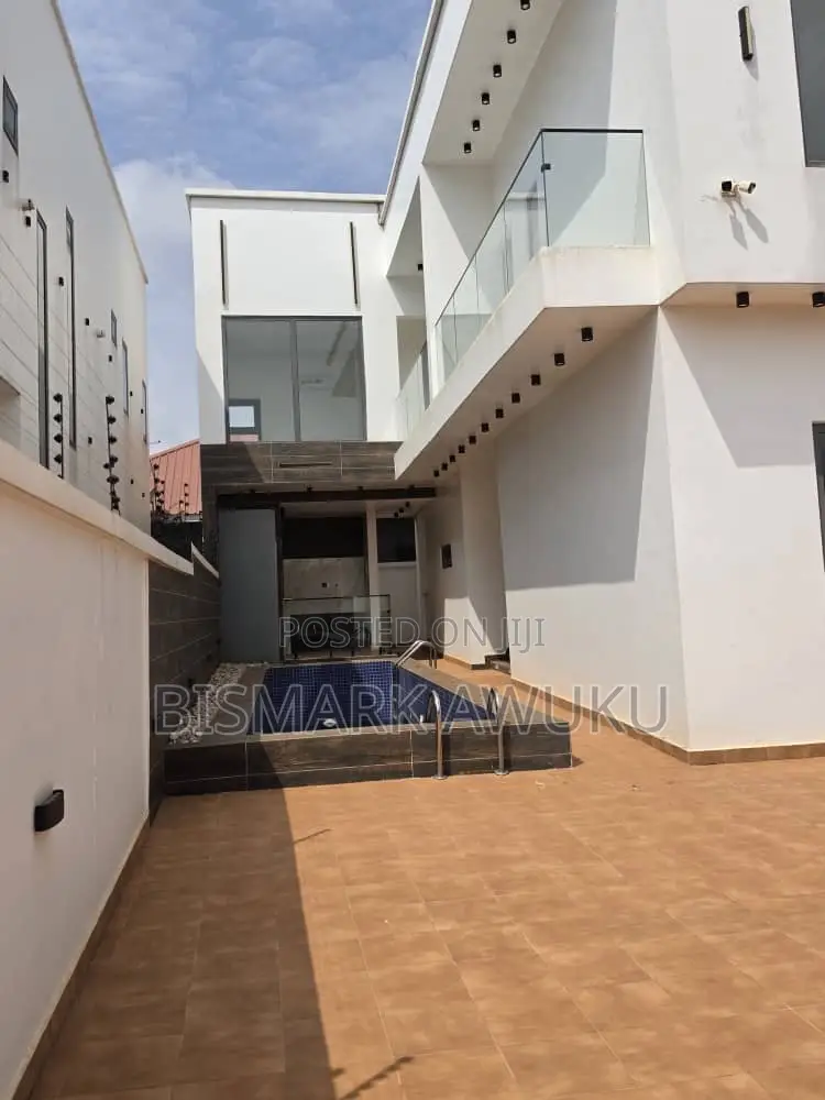 4bdrm House in Amrahia for sale