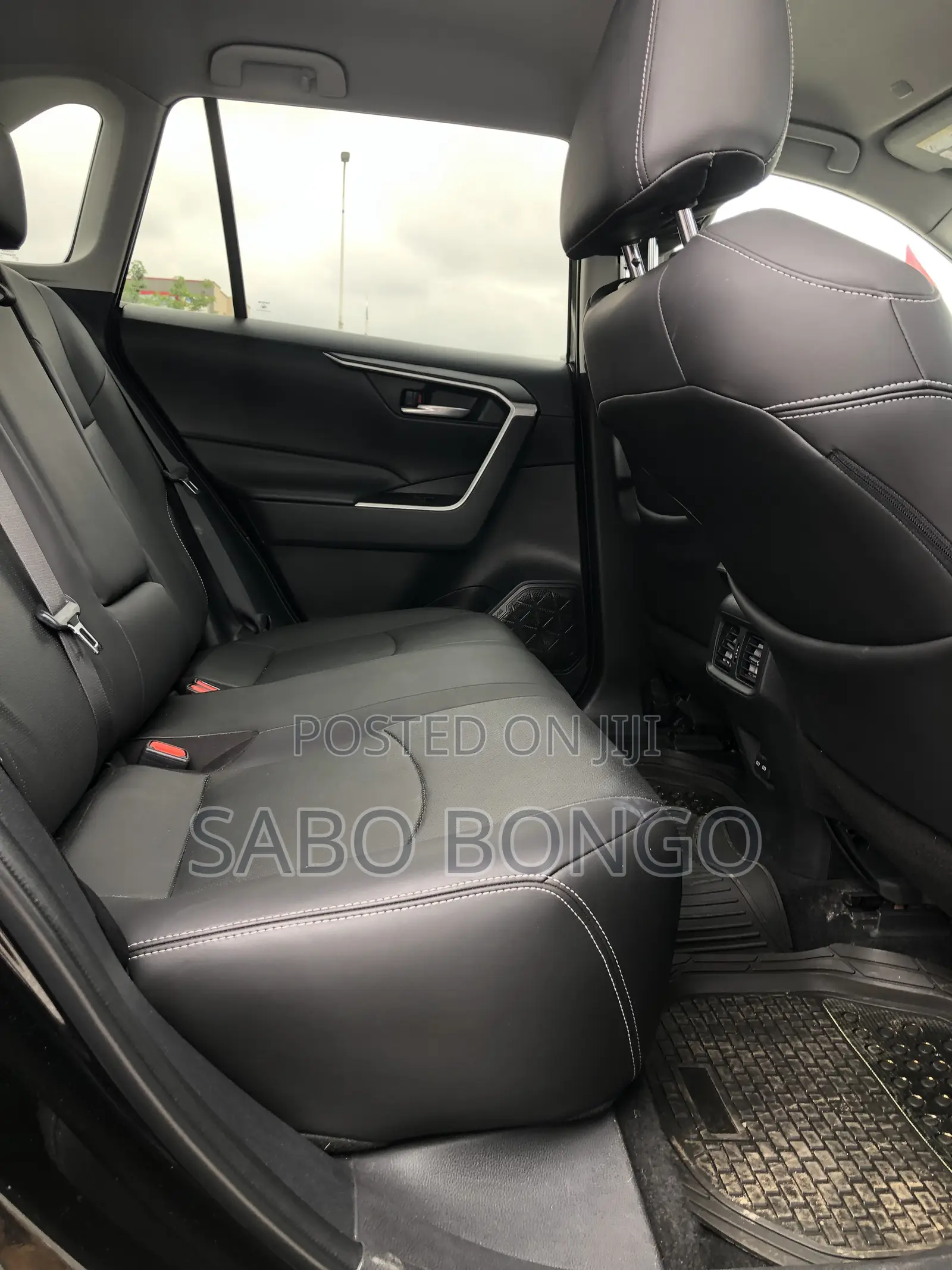 Toyota RAV4 XLE AWD 2024 Black