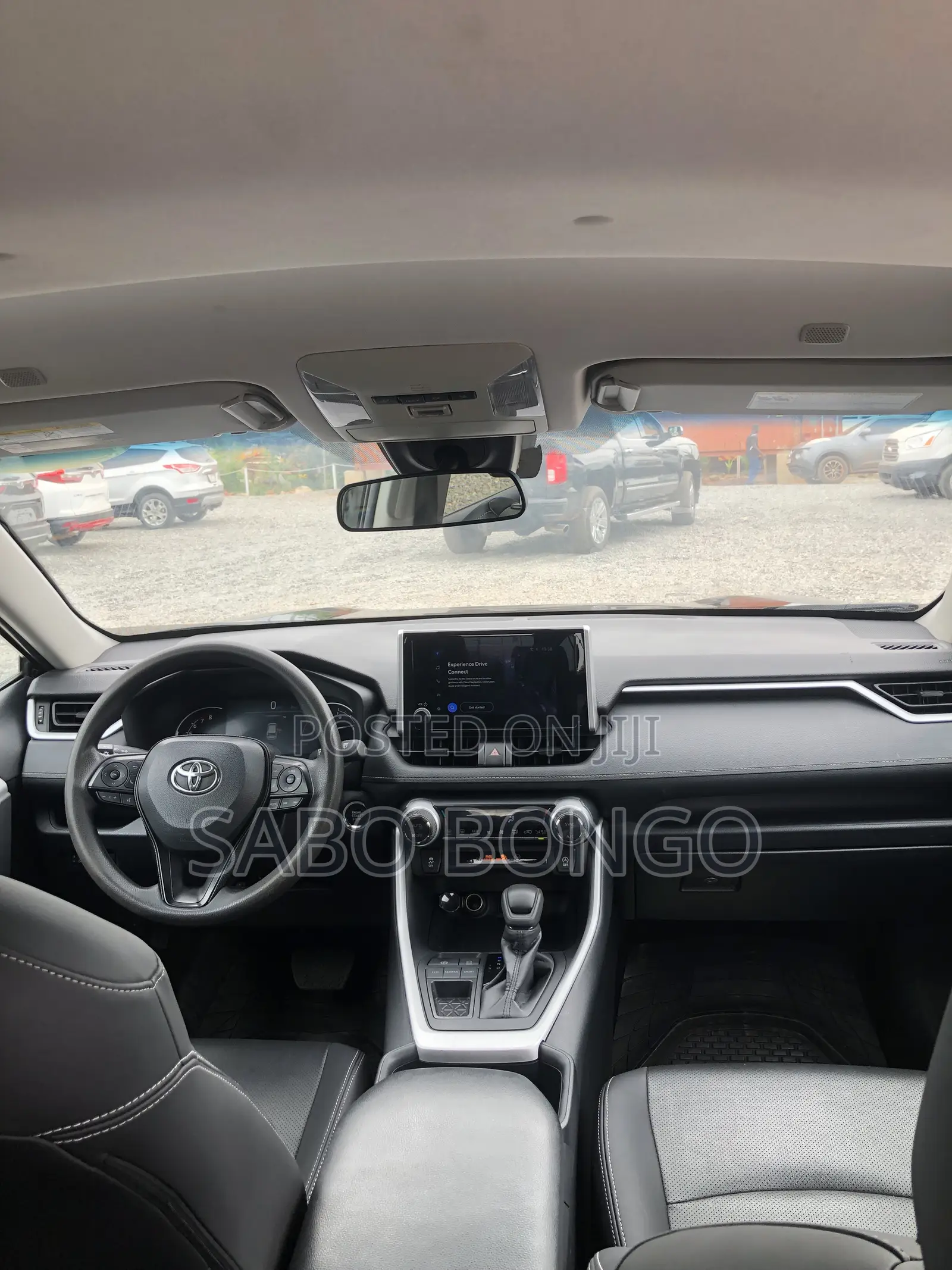 Toyota RAV4 XLE AWD 2024 Black