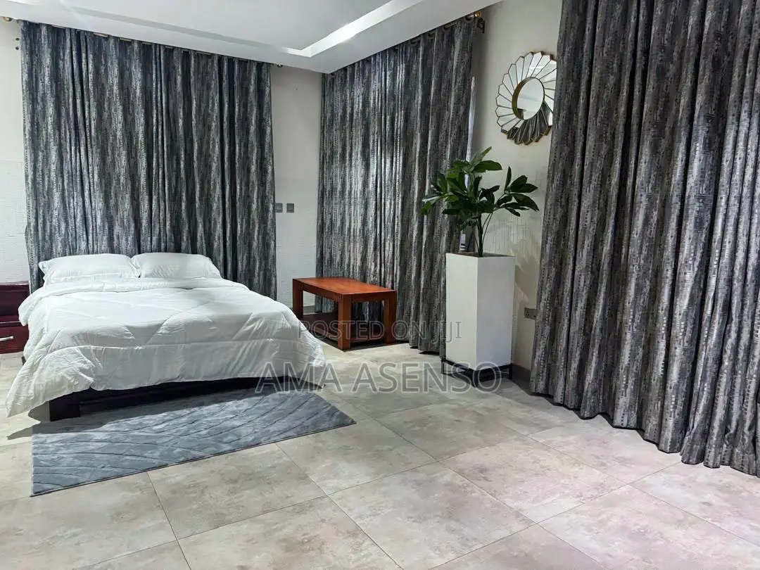 Furnished 3bdrm Apartment in School Area for rent