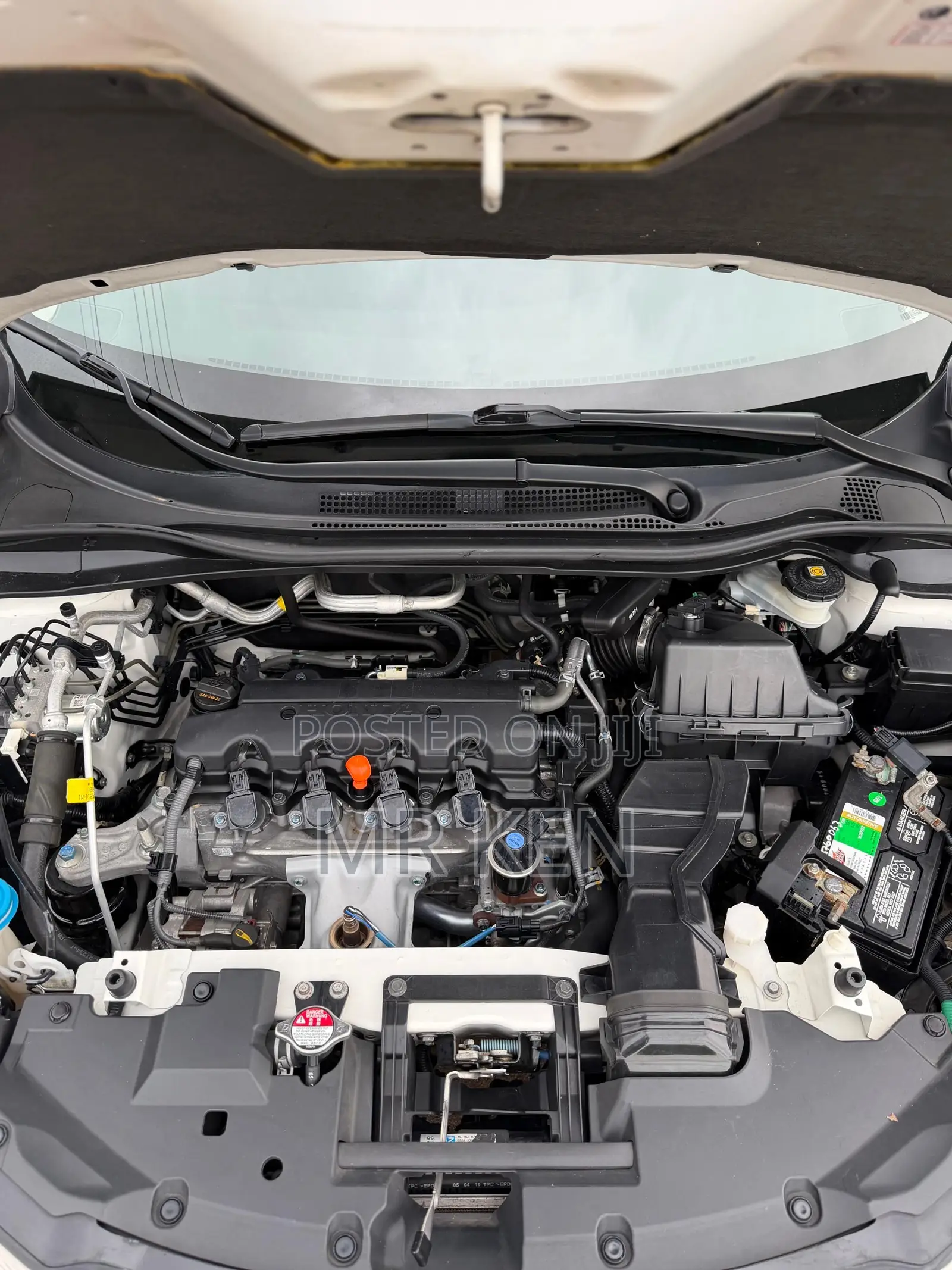 Honda HR-V Touring AWD 2020 White
