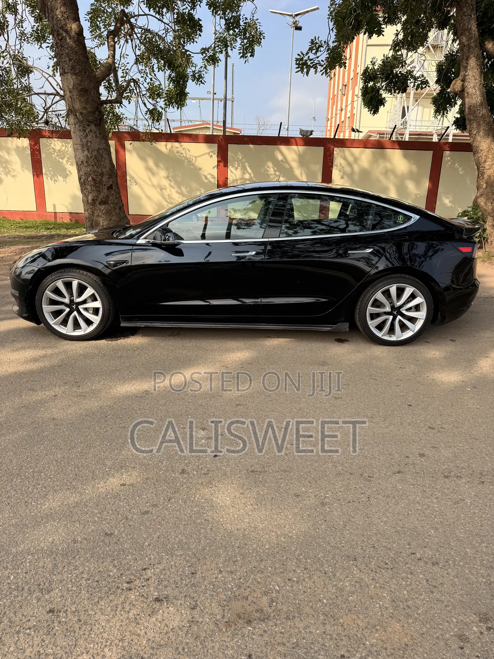 Tesla Model 3 54 kWh Standart Range Plus 2021 Black