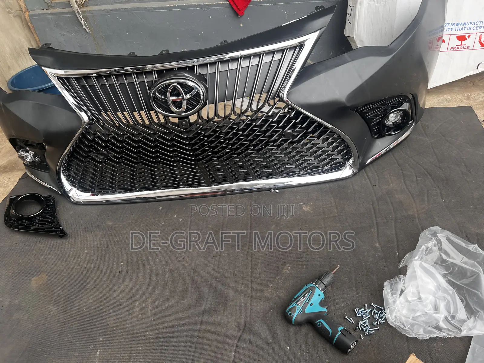 Camry 12-14 Spec Front Bumper