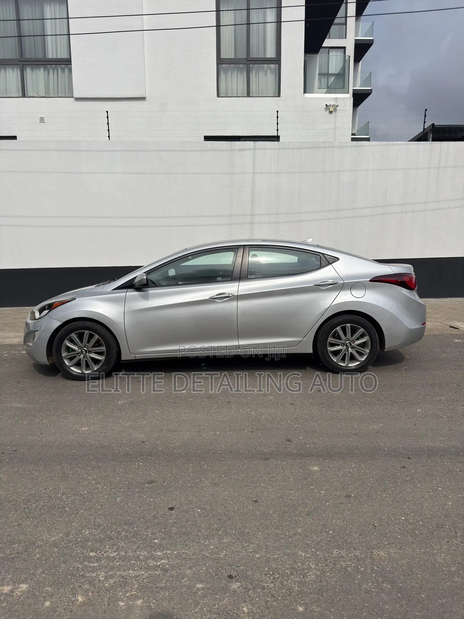 Hyundai Elantra SE 4dr Sedan (1.8L 4cyl 6A) 2015 Silver